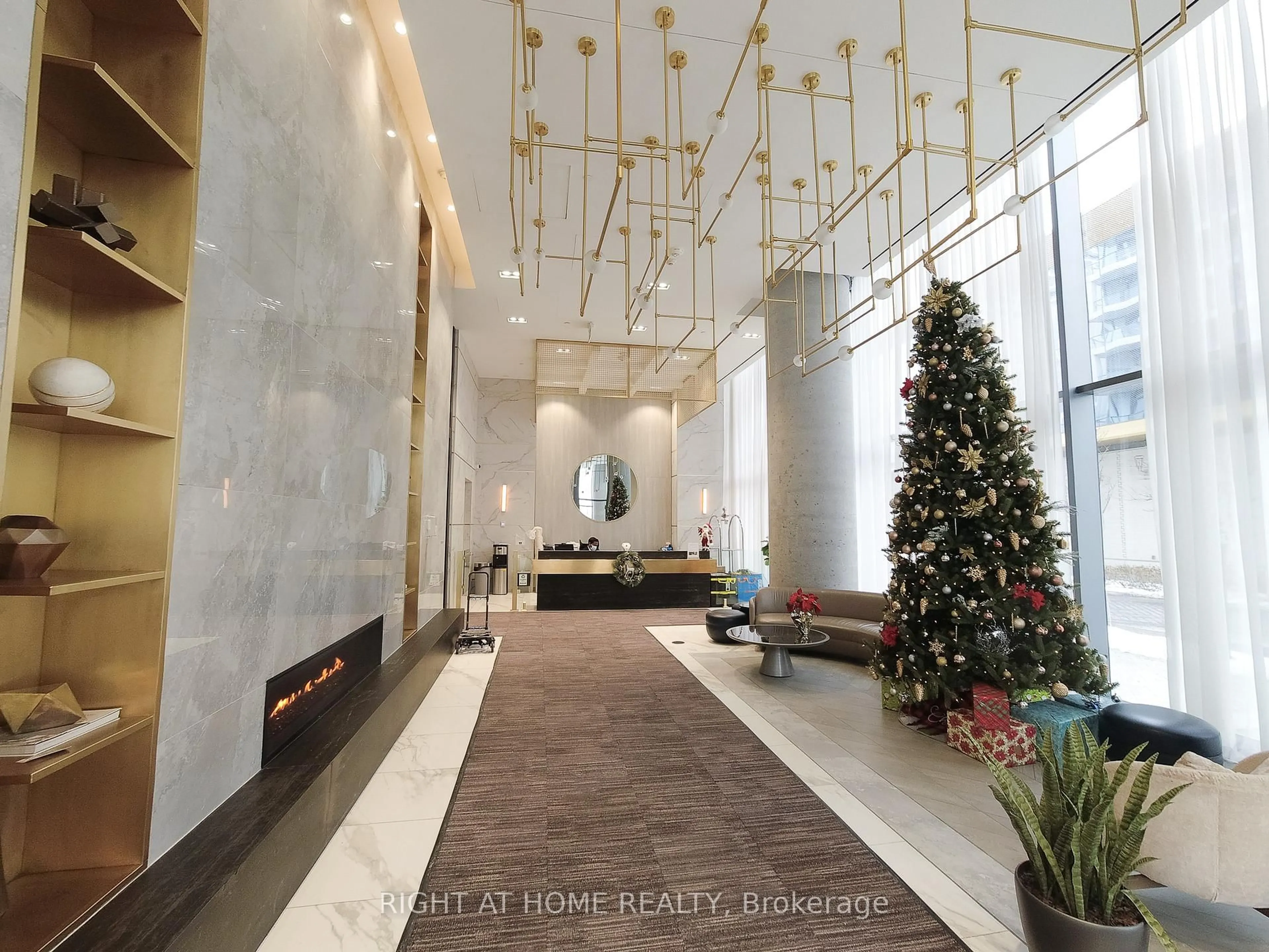 Lobby for 5 Buttermill Ave #4701, Vaughan Ontario L4K 0J5