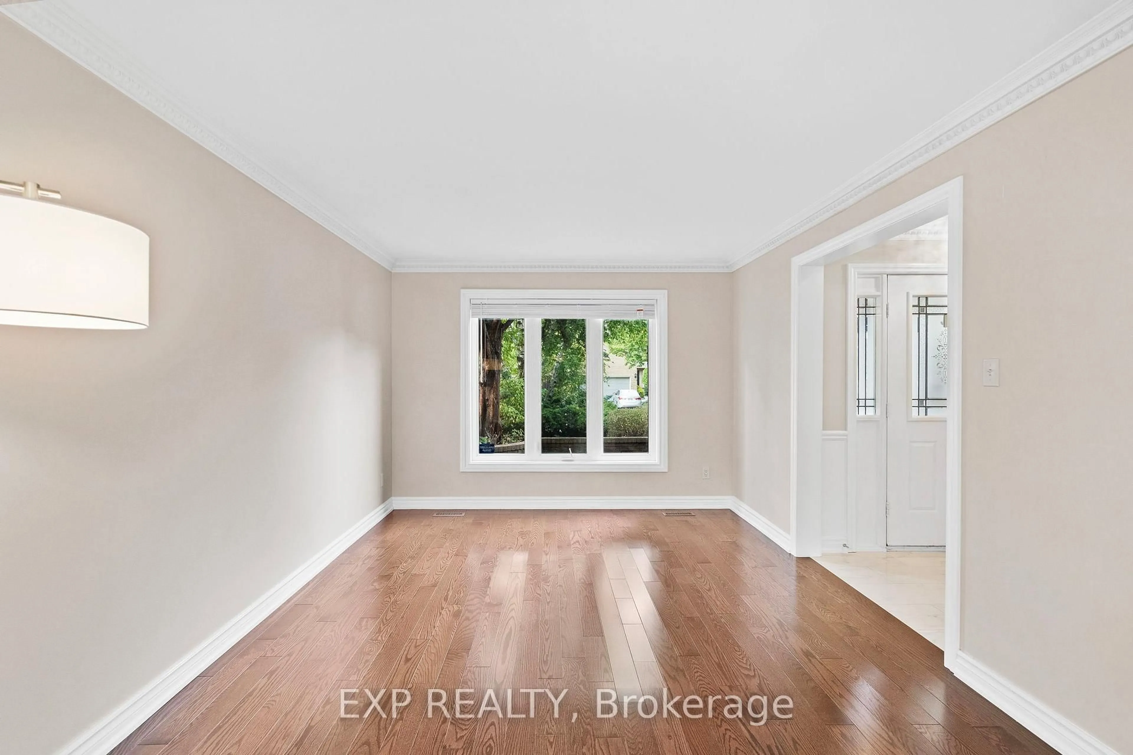 A pic of a room for 17 Gordon Rowe Cres, Richmond Hill Ontario L4C 8S3