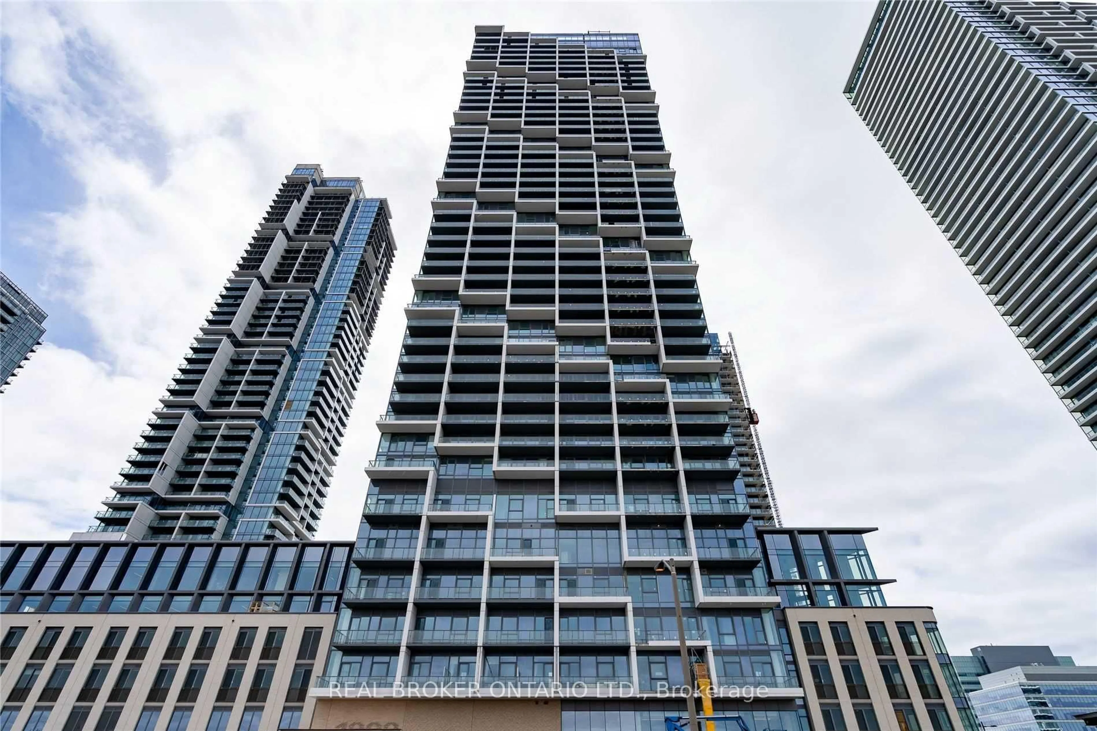 Unknown for 1000 Portage Pkwy #1211, Vaughan Ontario L4K 0L1