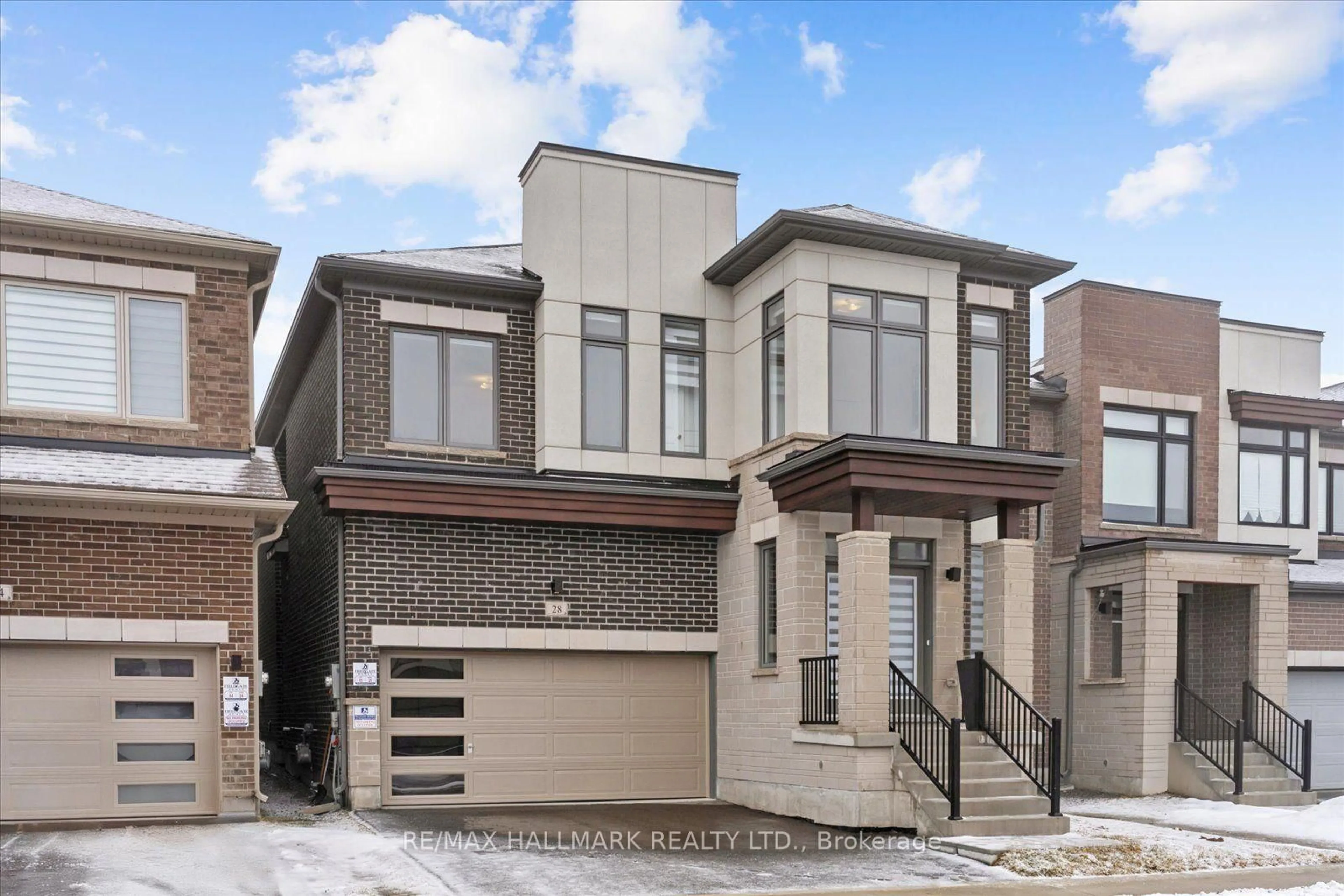 Home with brick exterior material, street for 28 Sambro Lane, Whitchurch-Stouffville Ontario L4A 0S1