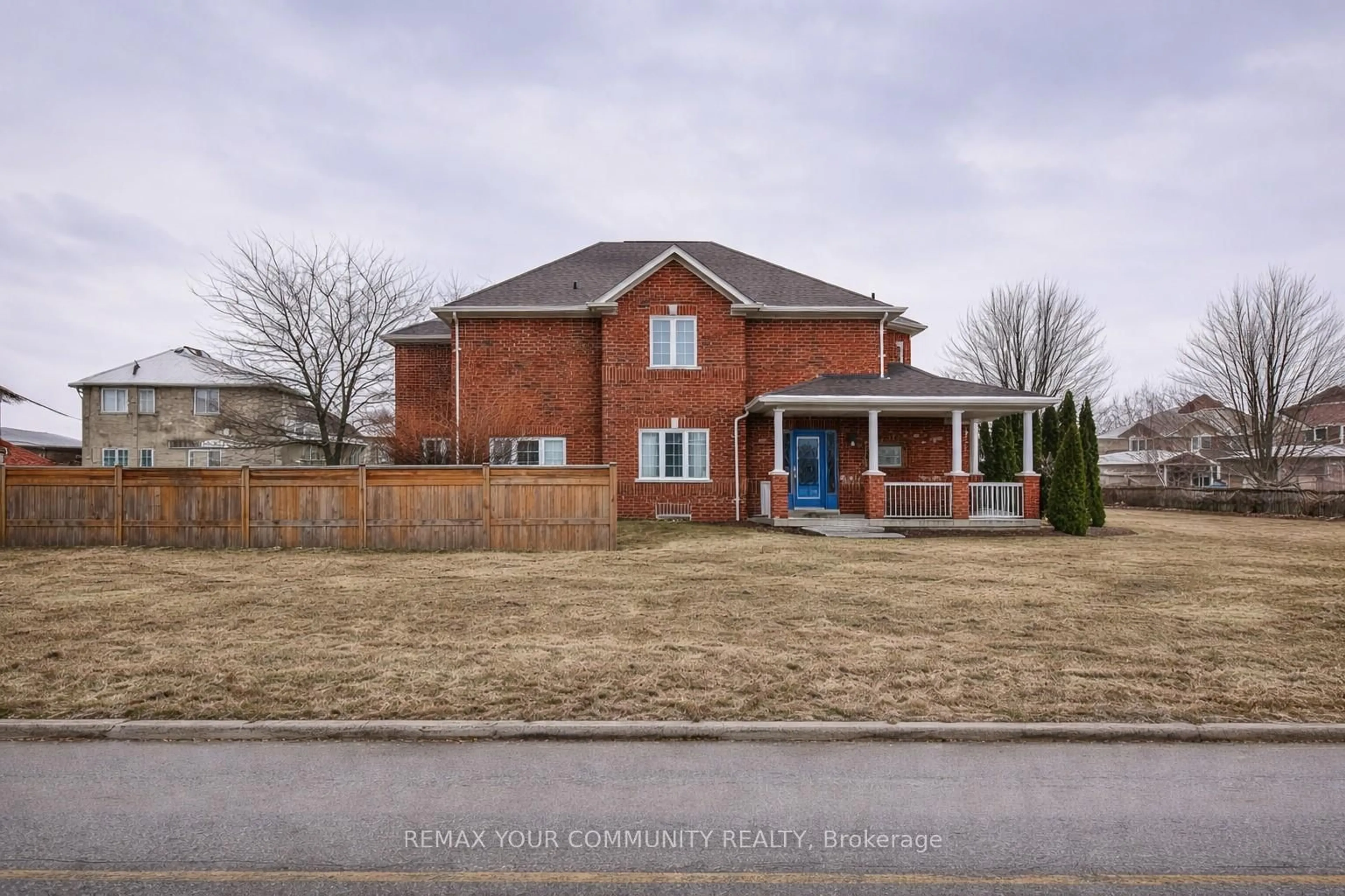 Unknown for 2 Laurelbank Cres, Georgina Ontario L4P 4H6