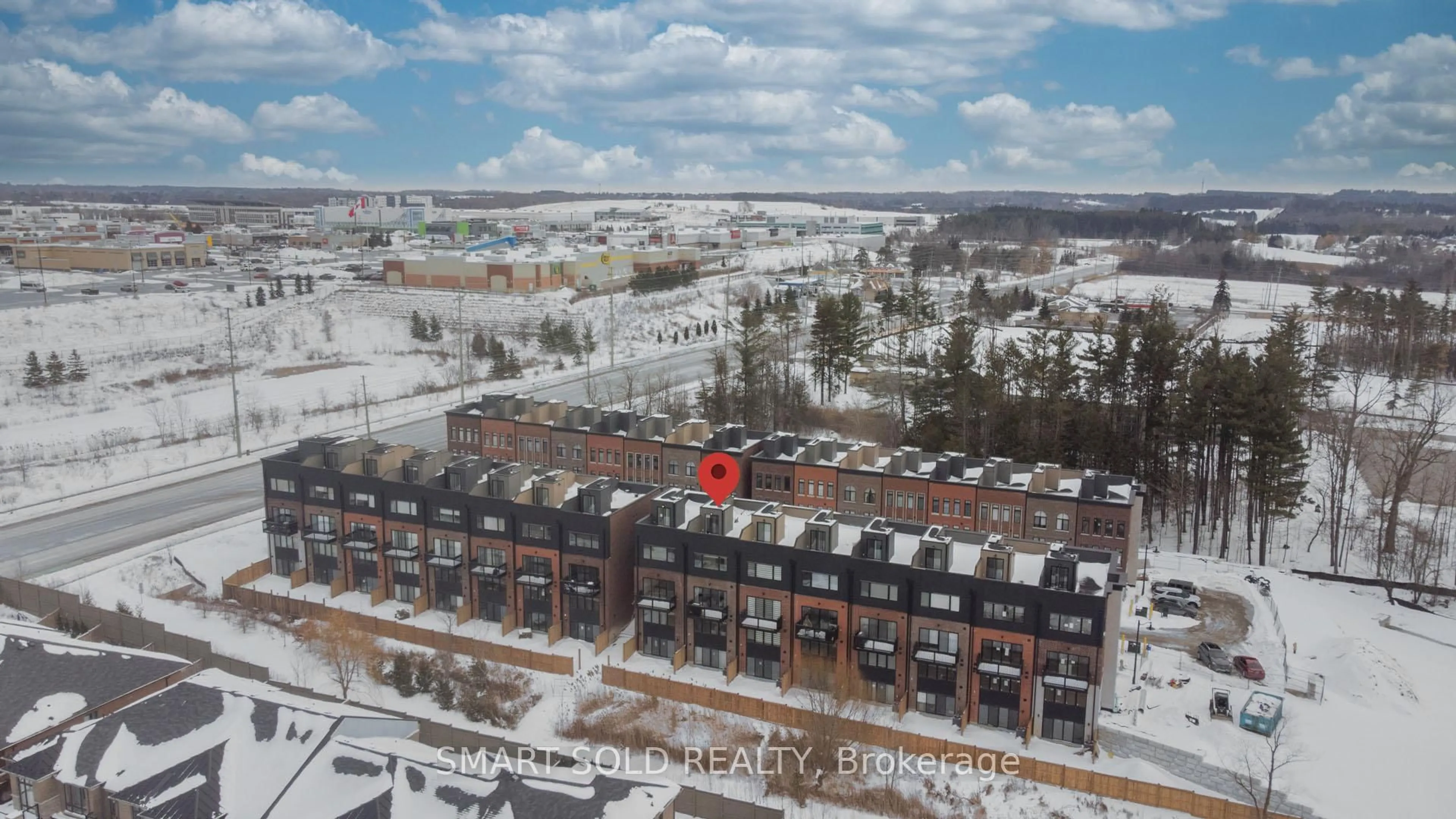 Unknown for 22 Chestnut Crt, Aurora Ontario L4G 7C4