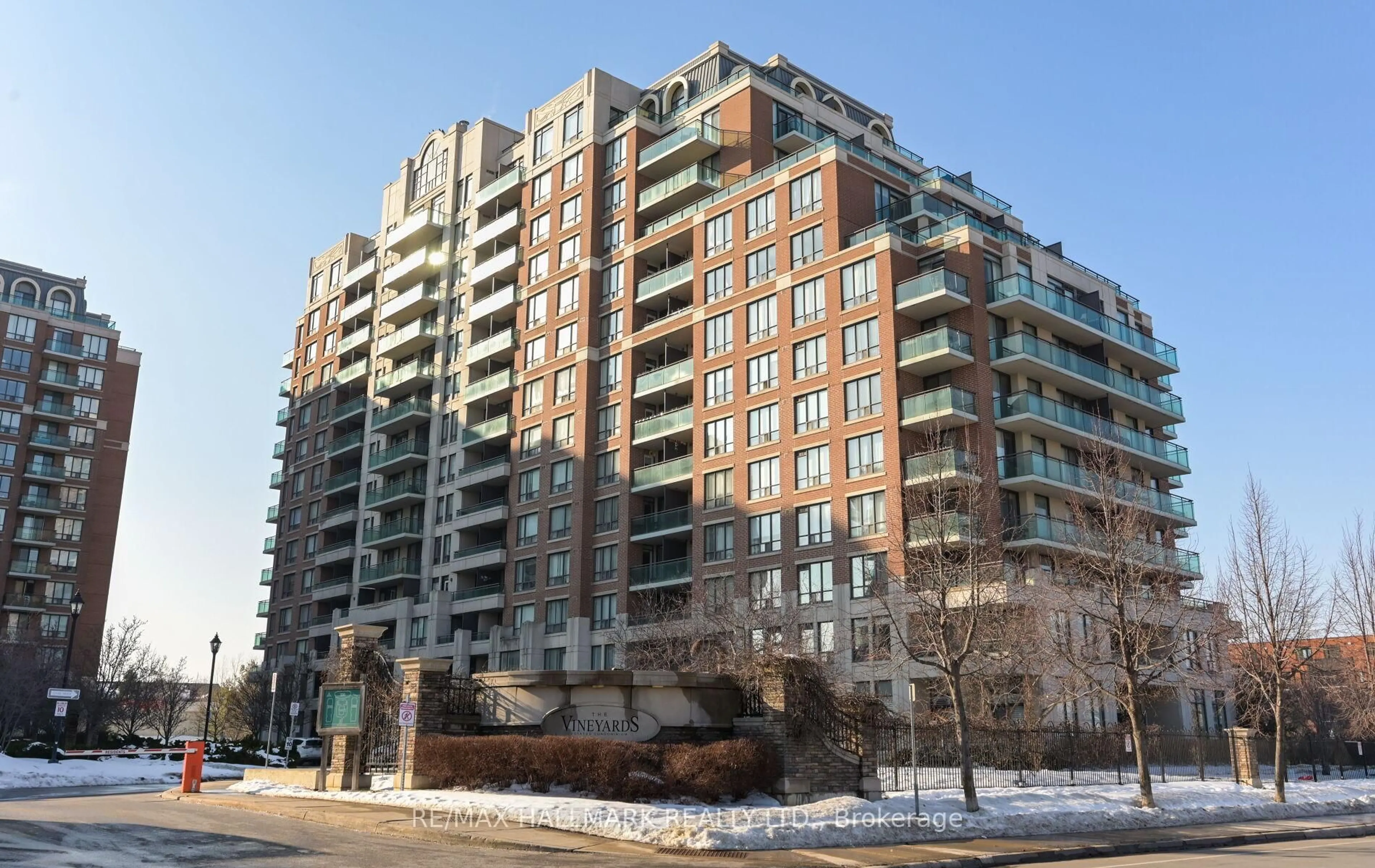 Unknown for 350 Red Maple Rd #1016, Richmond Hill Ontario L4C 6P5