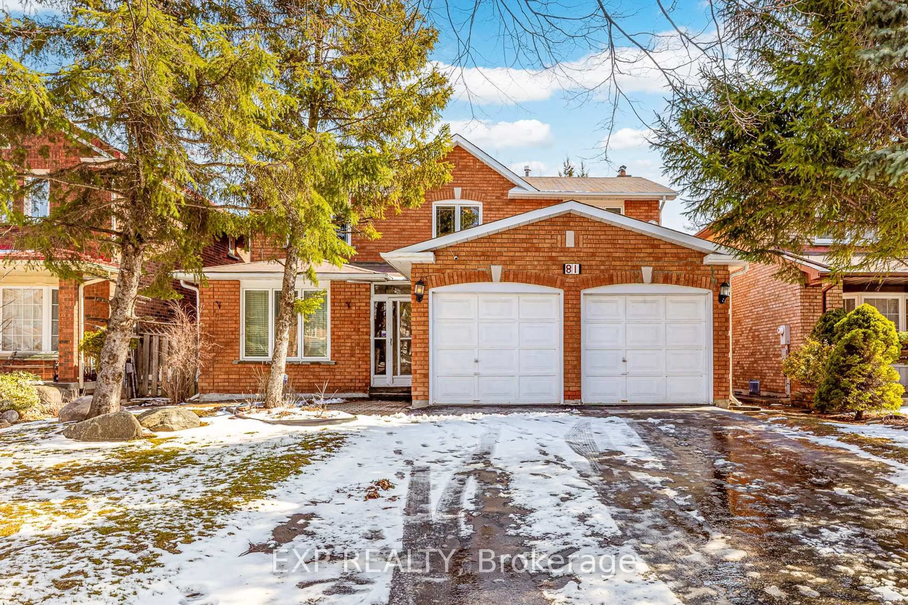 Home with brick exterior material, street for 81 Southgate Cres, Richmond Hill Ontario L4B 2E7