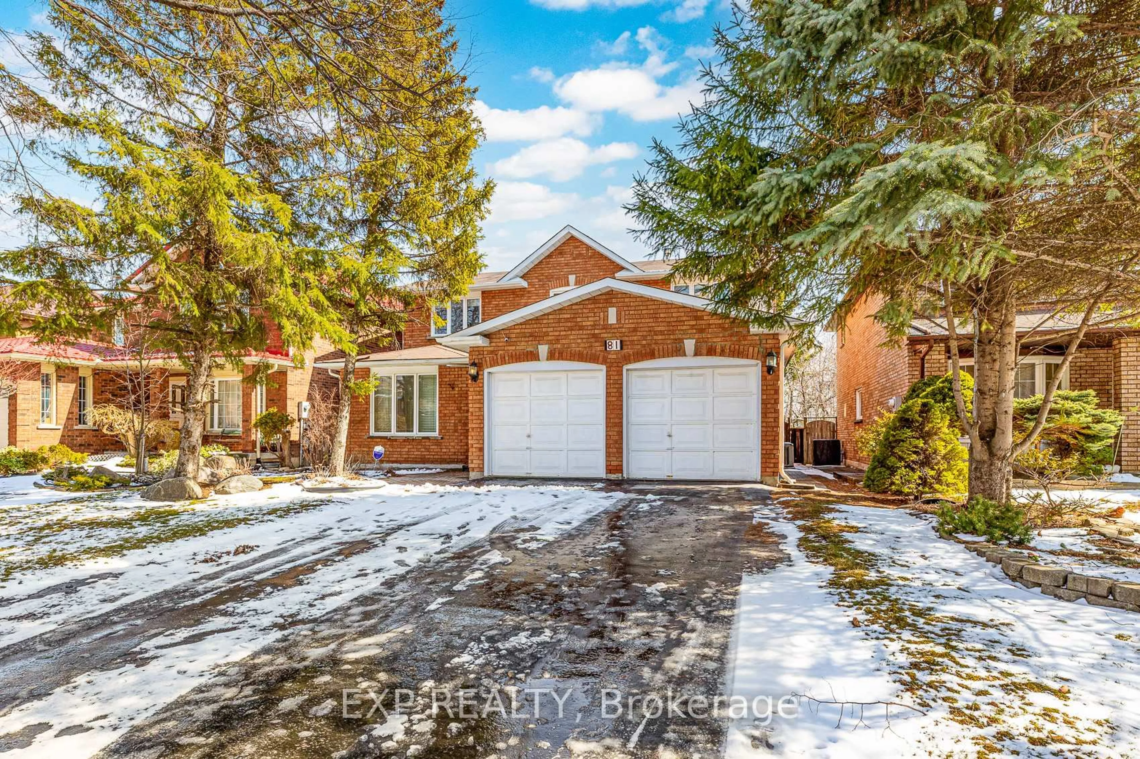 Home with brick exterior material, street for 81 Southgate Cres, Richmond Hill Ontario L4B 2E7