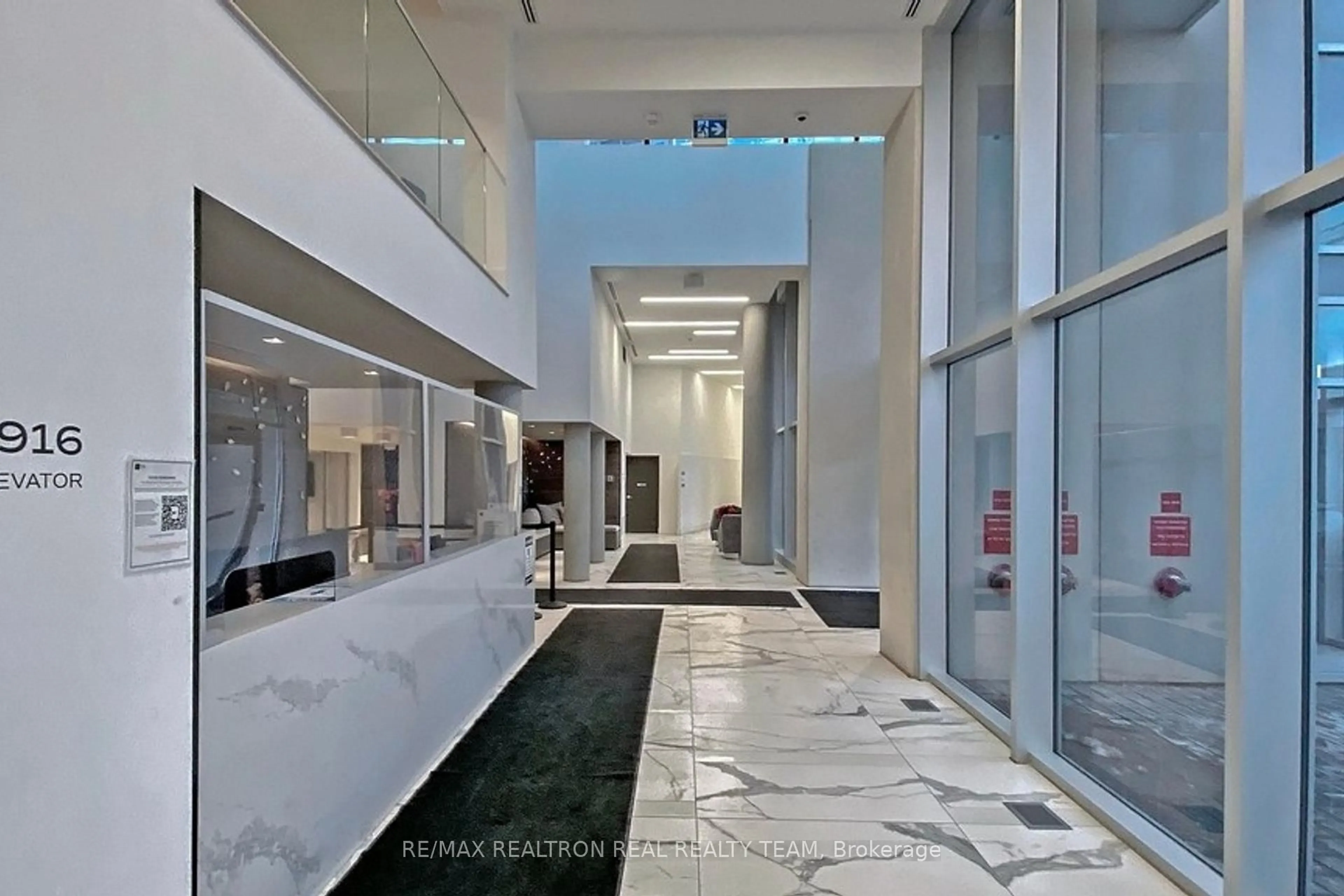 Unknown for 2916 Jane St #2505, Vaughan Ontario L4K 0K6