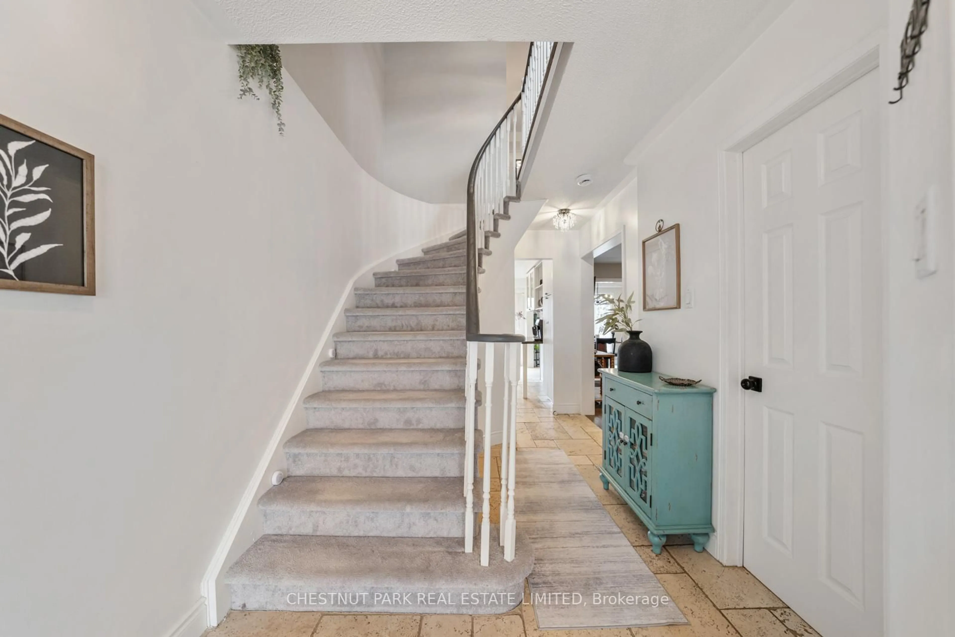 Unknown for 31A South Balsam St, Uxbridge Ontario L9P 1V2