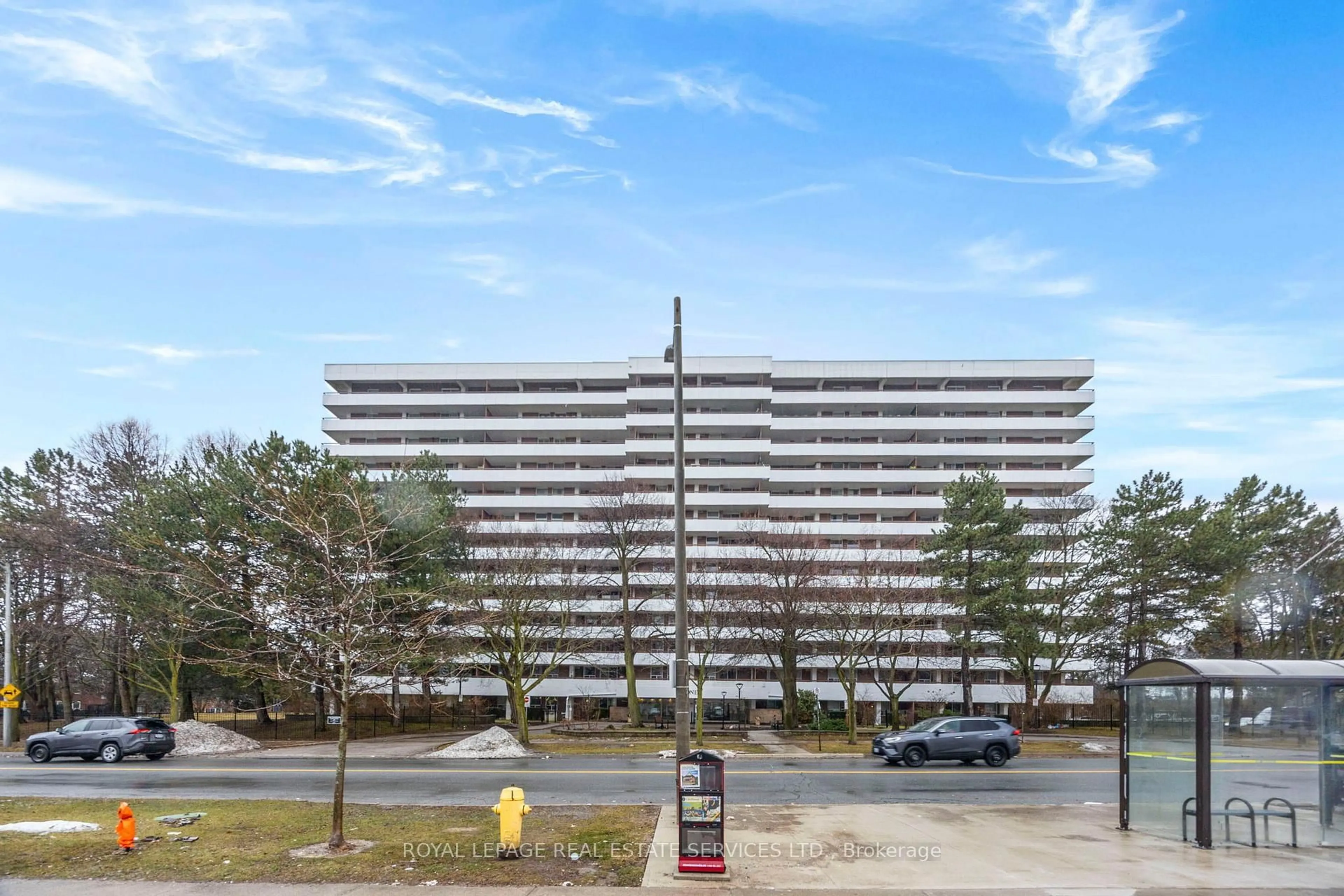 Unknown for 1 Royal Orchard Blvd #105, Markham Ontario L3T 3C2