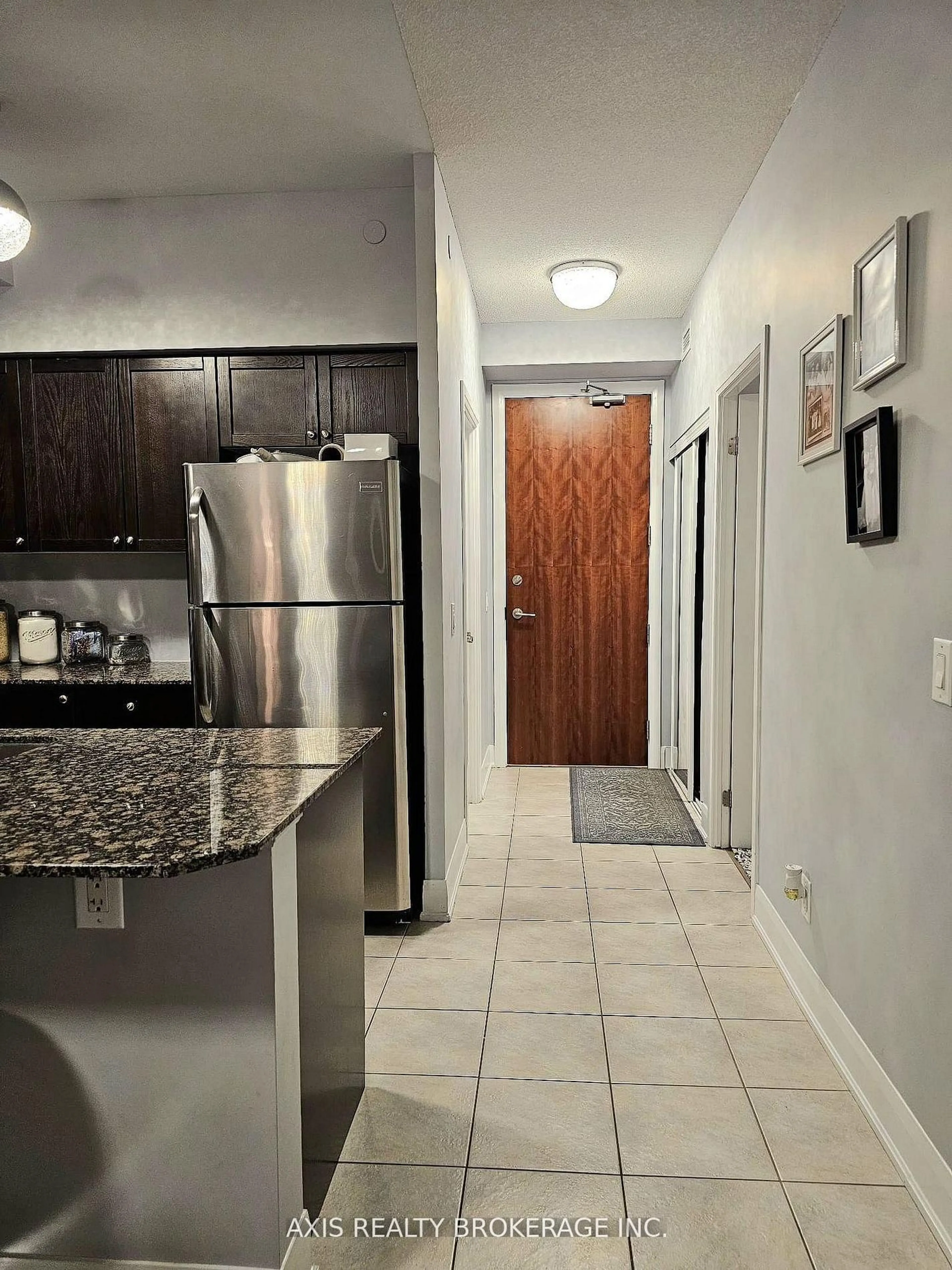 Standard kitchen, ceramic/tile floor for 4700 Highway 7 #321, Vaughan Ontario L4L 0B4