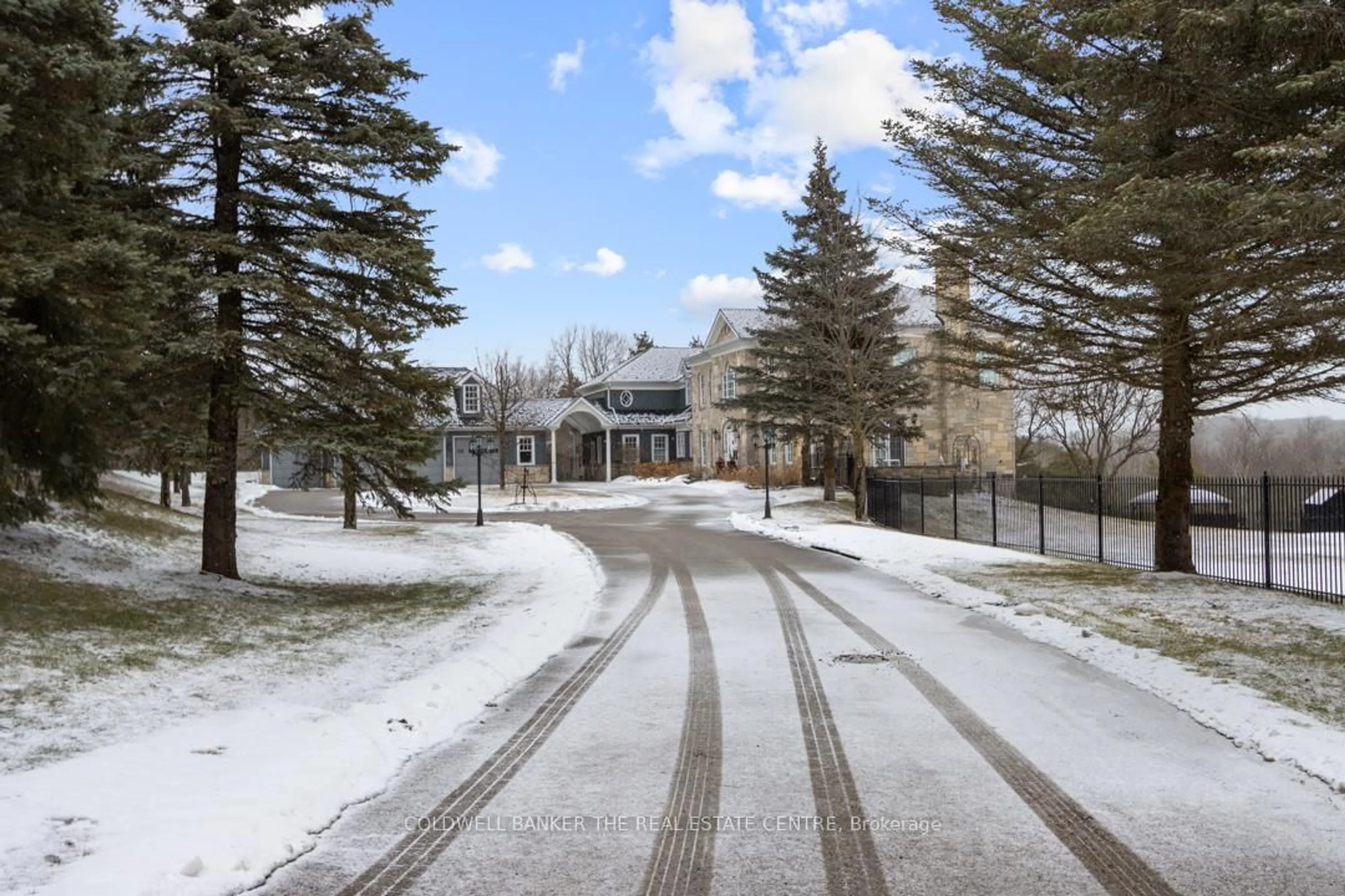 Unknown for 14571 Warden Ave, Whitchurch-Stouffville Ontario L4A 3V7