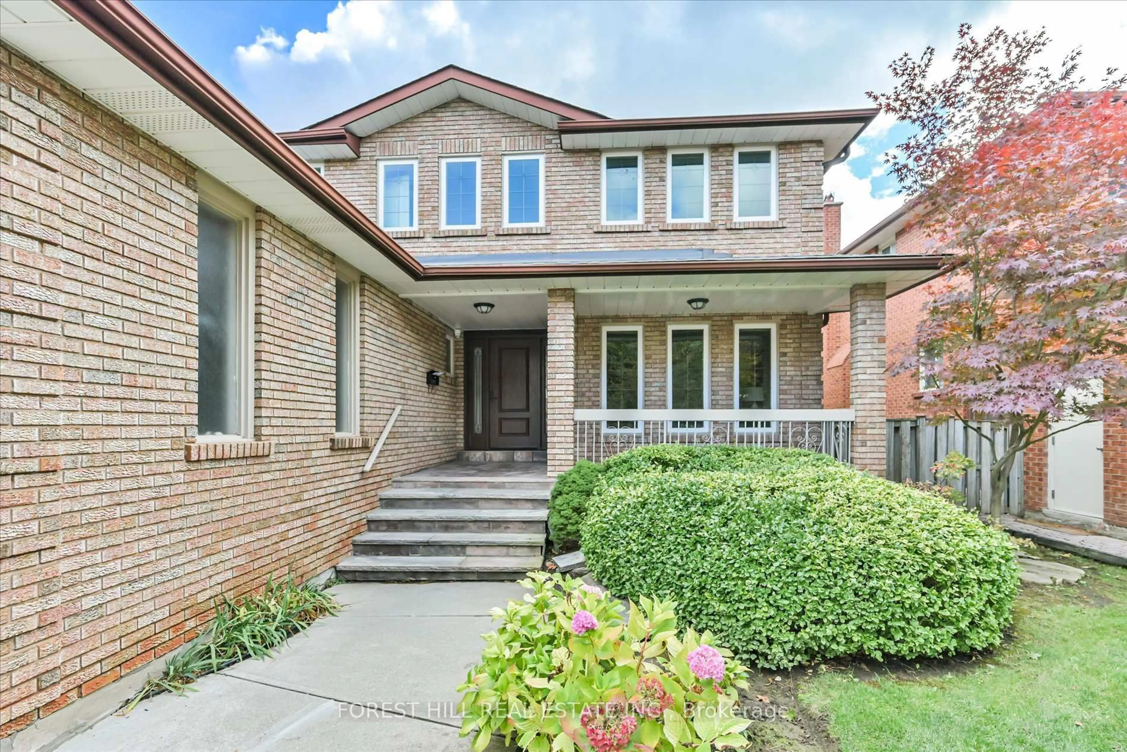 Home with brick exterior material, street for 137 Marsi Rd, Richmond Hill Ontario L4C 5R3