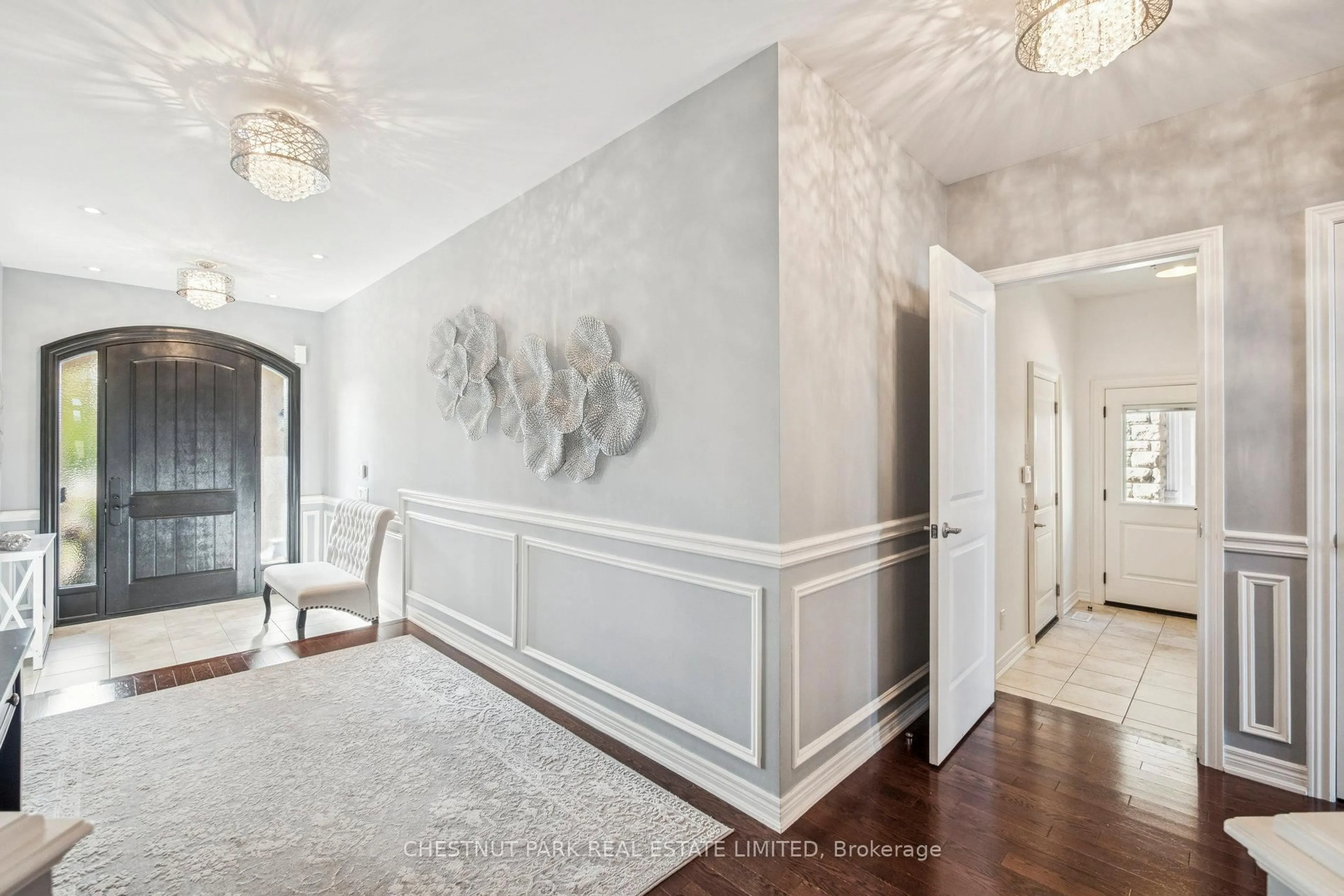 Indoor foyer for 67 Hatton Garden Rd, Vaughan Ontario L4H 3P8