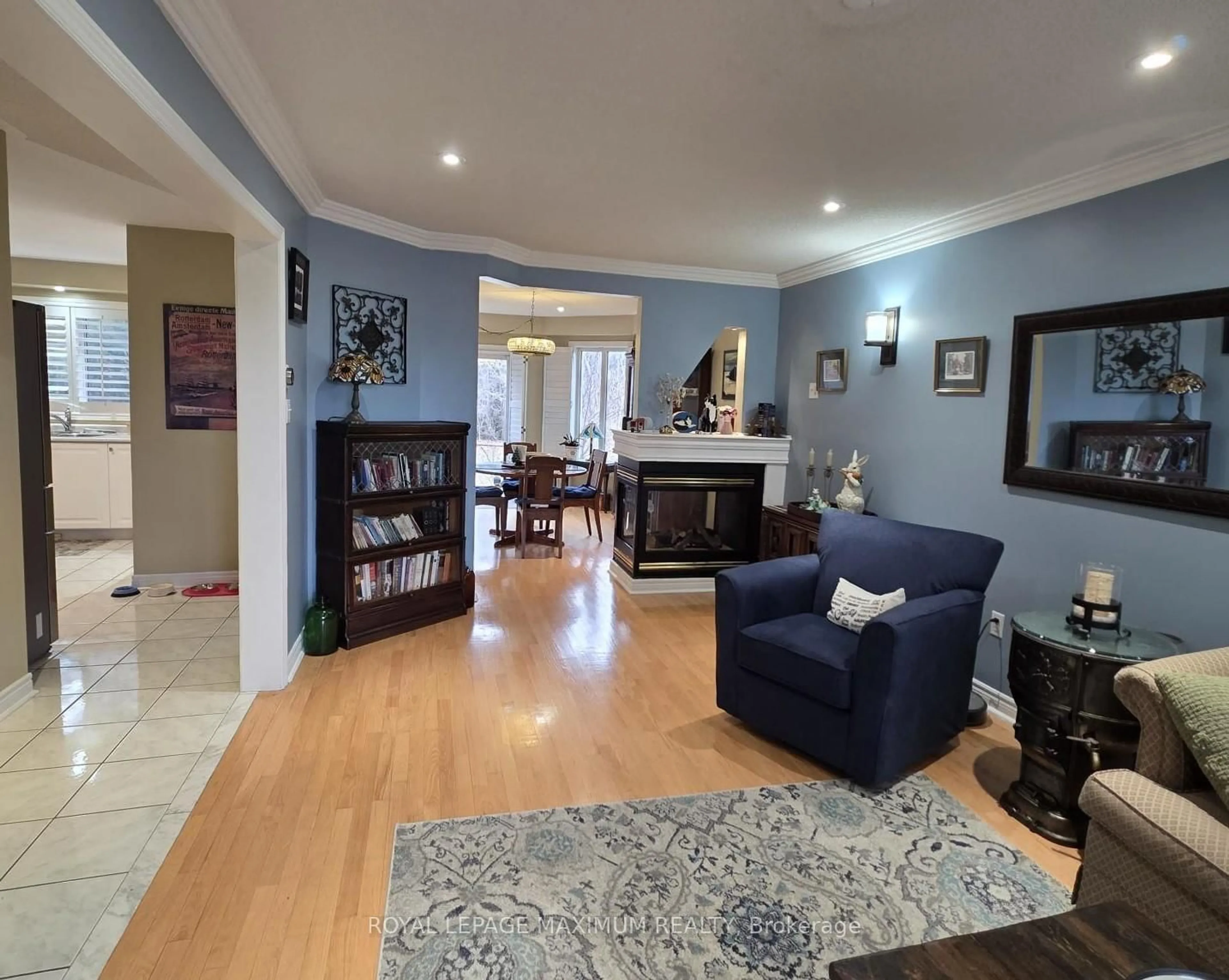 Living room with furniture, unknown for 50 Panorama Cres, Vaughan Ontario L4H 1J9