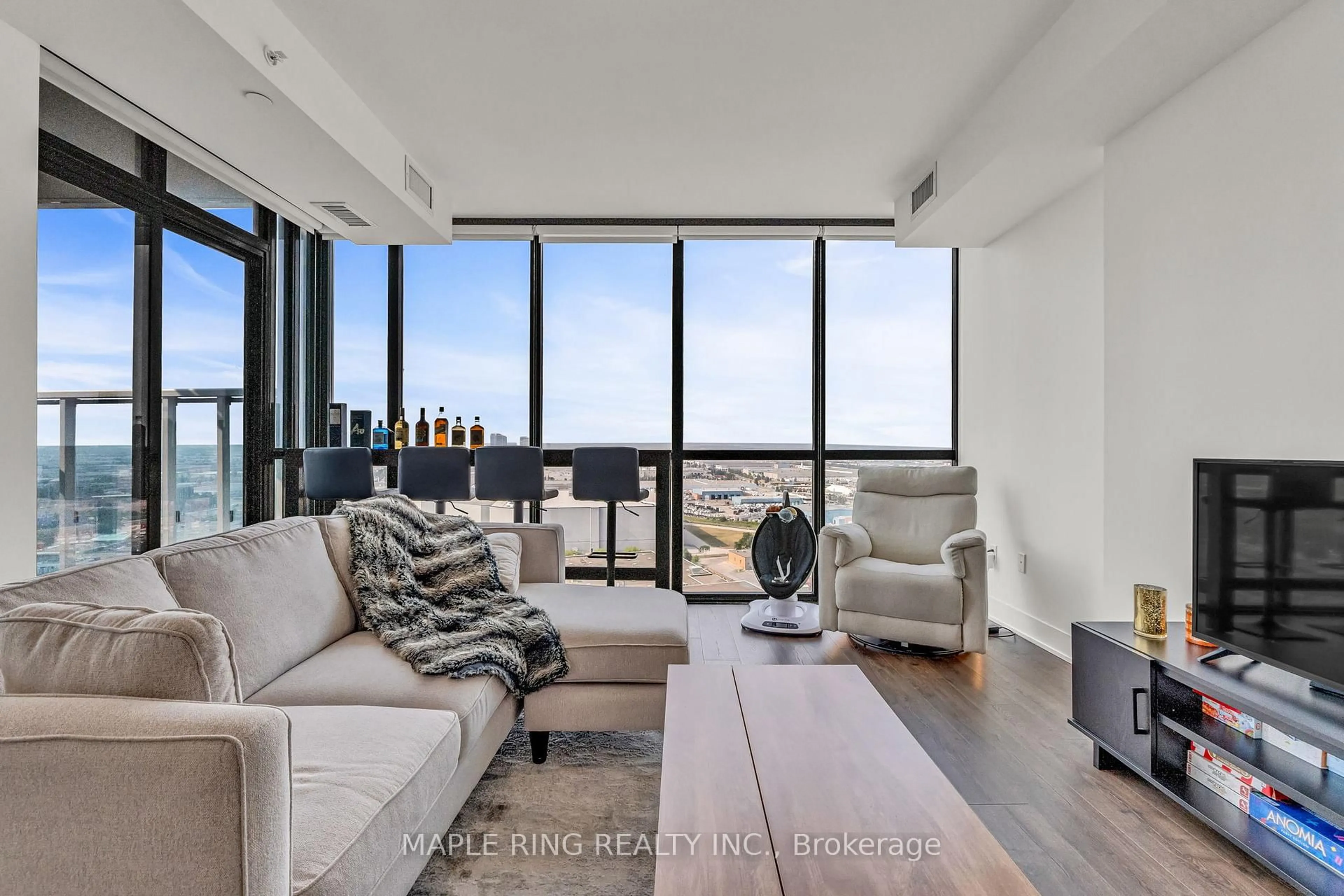 Living room with furniture, unknown for 2916 Highway 7 Rd #1807, Vaughan Ontario L4K 0K6