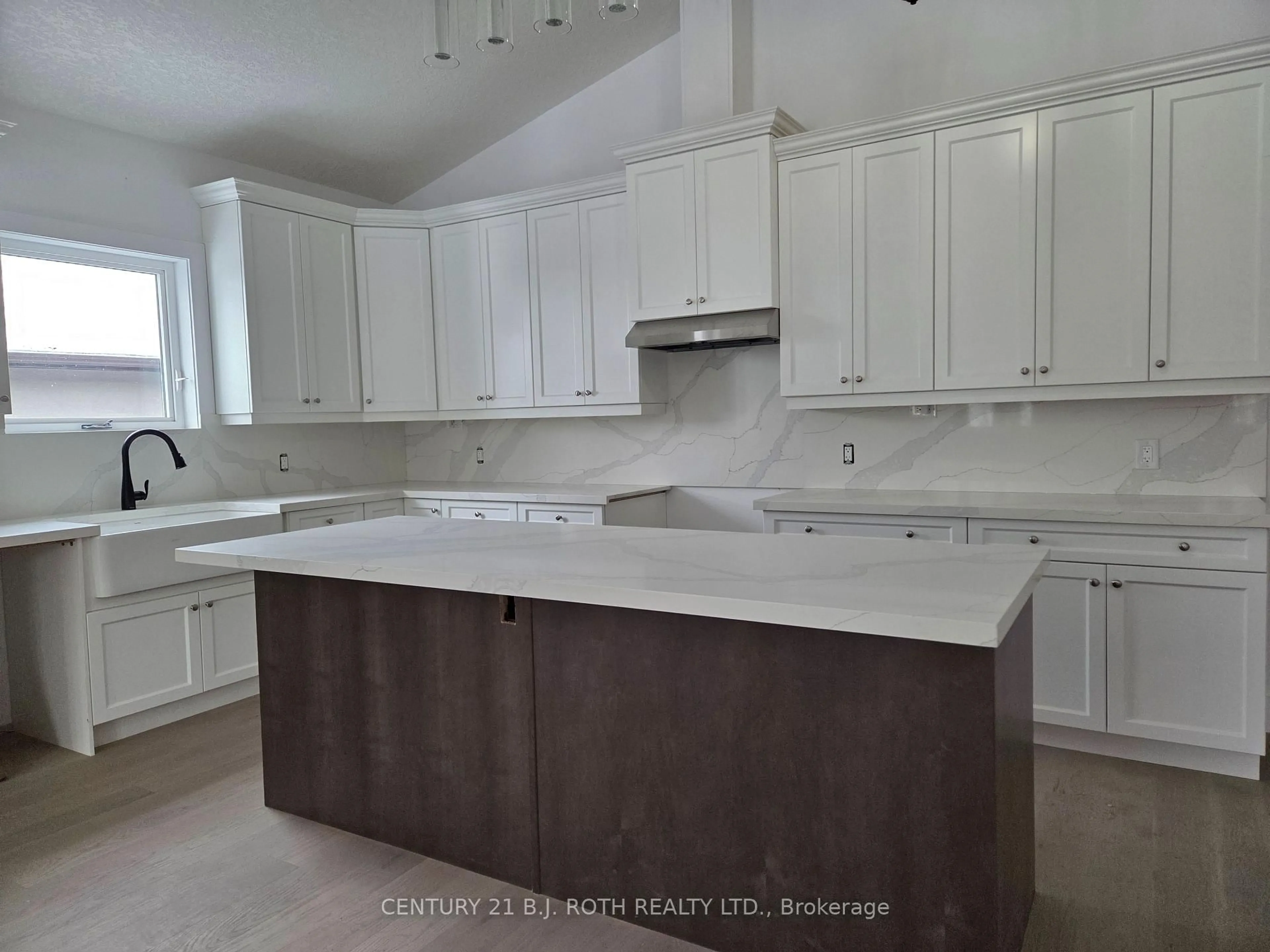 Open concept kitchen, unknown for 3187 Cove Ave, Innisfil Ontario L9S 2K7