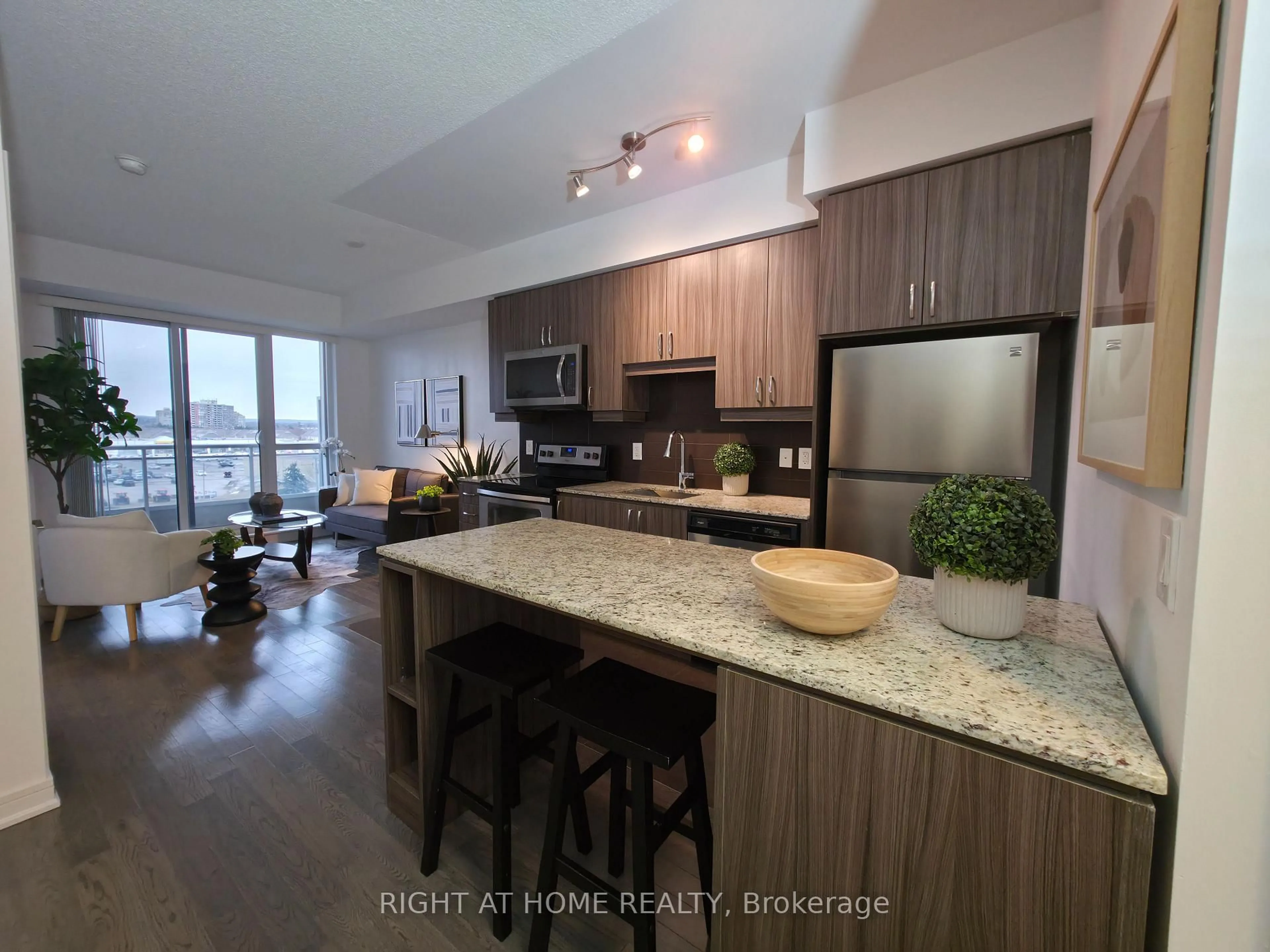 Open concept kitchen, unknown for 9205 Yonge St #NE616, Richmond Hill Ontario L4C 1V5