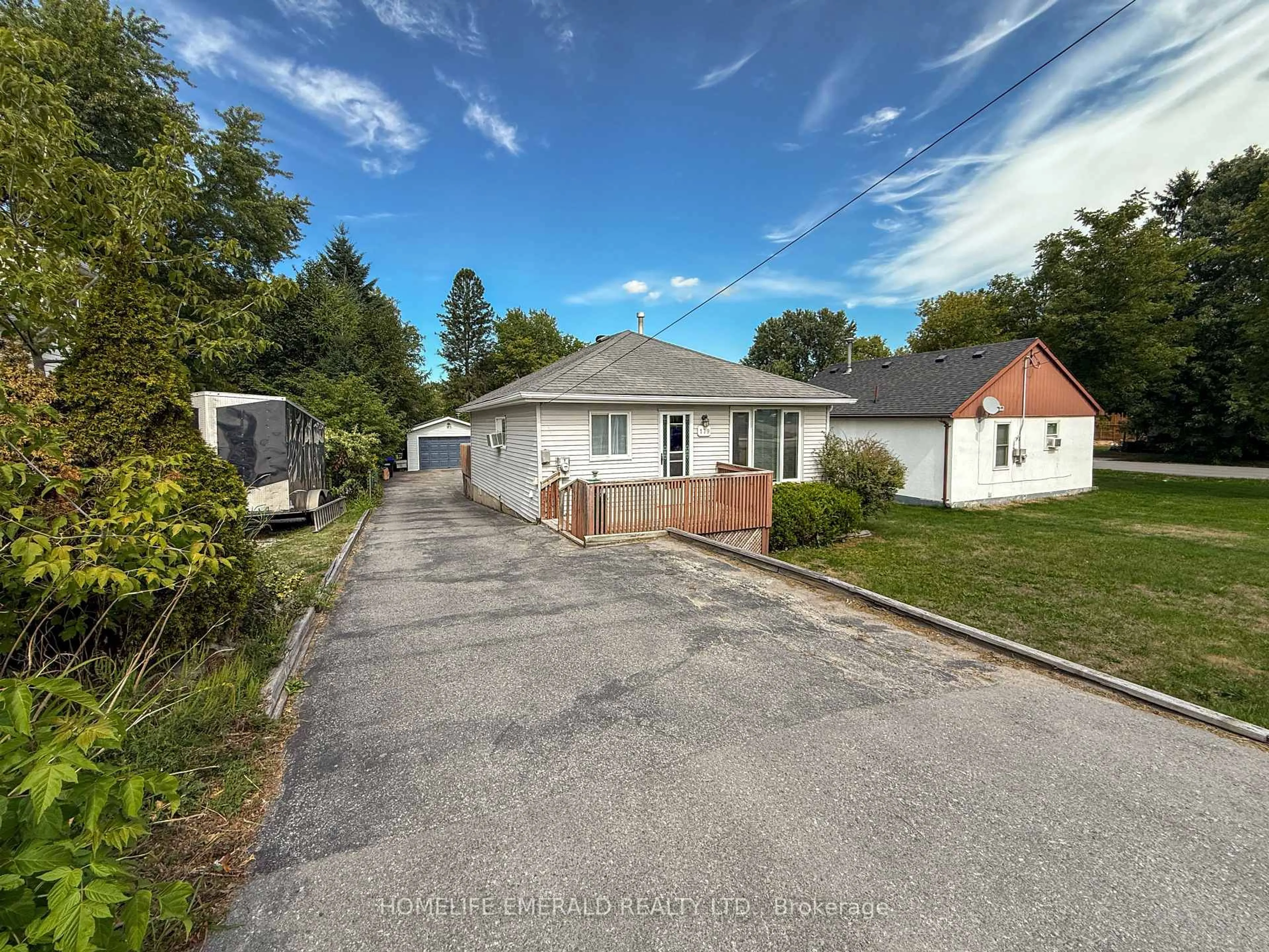 A pic from outside/outdoor area/front of a property/back of a property/a pic from drone, street for 179 MARGARET St, Essa Ontario L0M 1B0