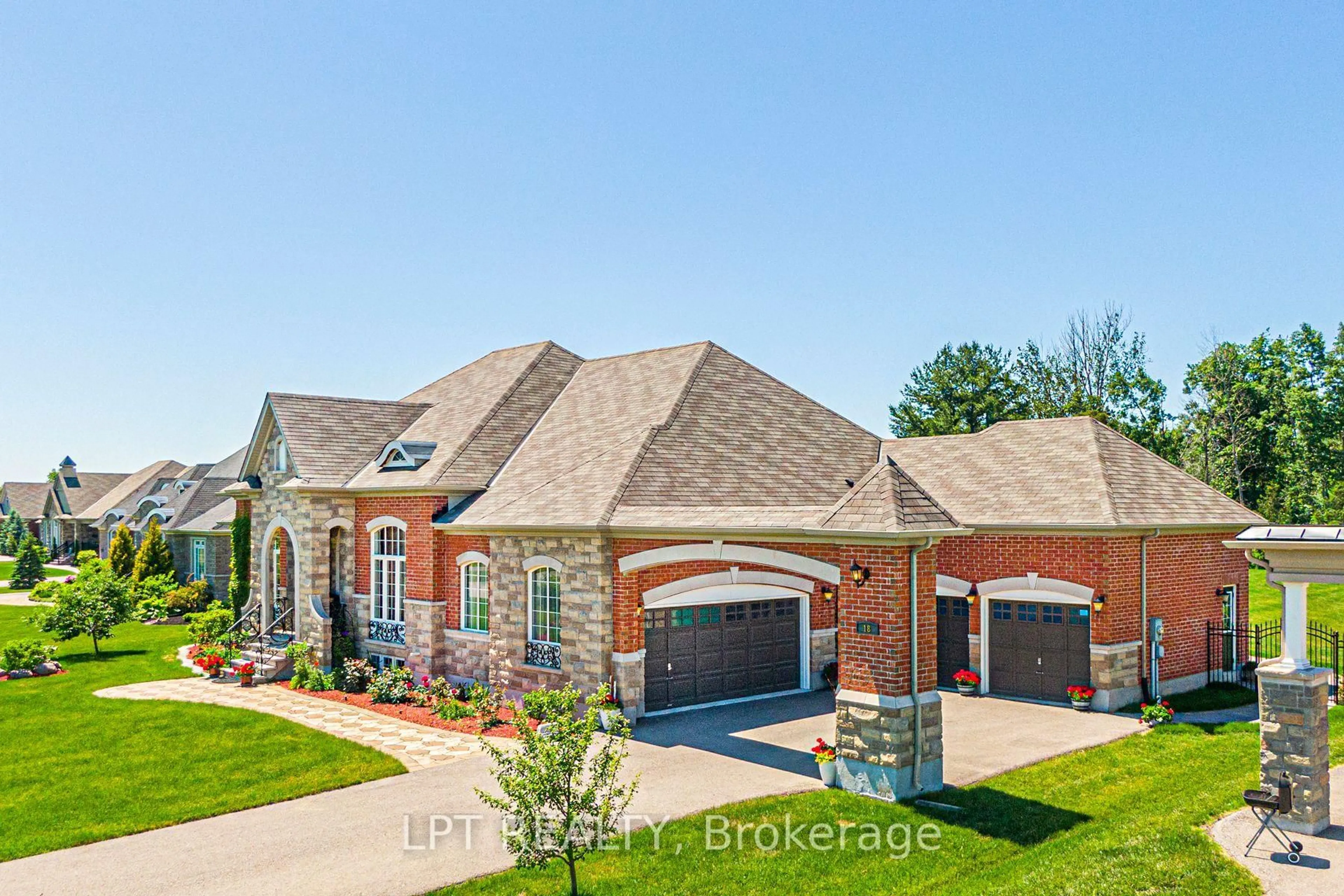 Home with brick exterior material, street for 18 Wolford Crt, Georgina Ontario L4P 0B1