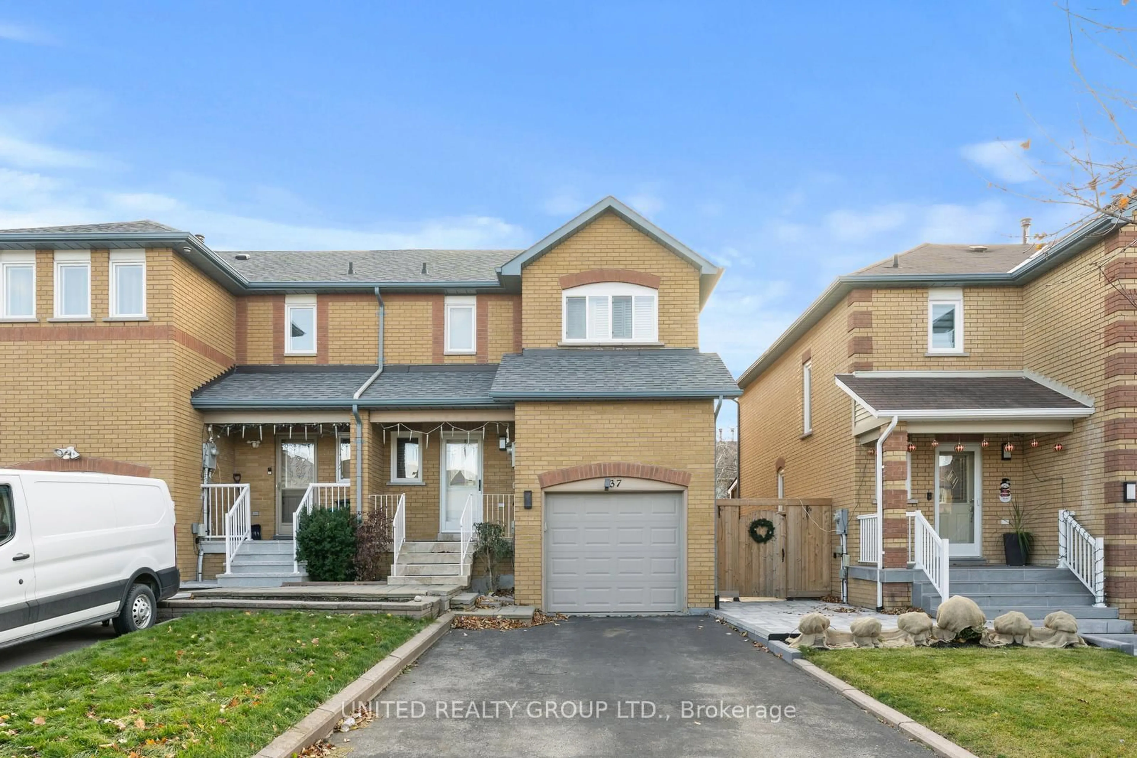 Unknown for 37 Dunoon Dr, Vaughan Ontario L6A 1Z2