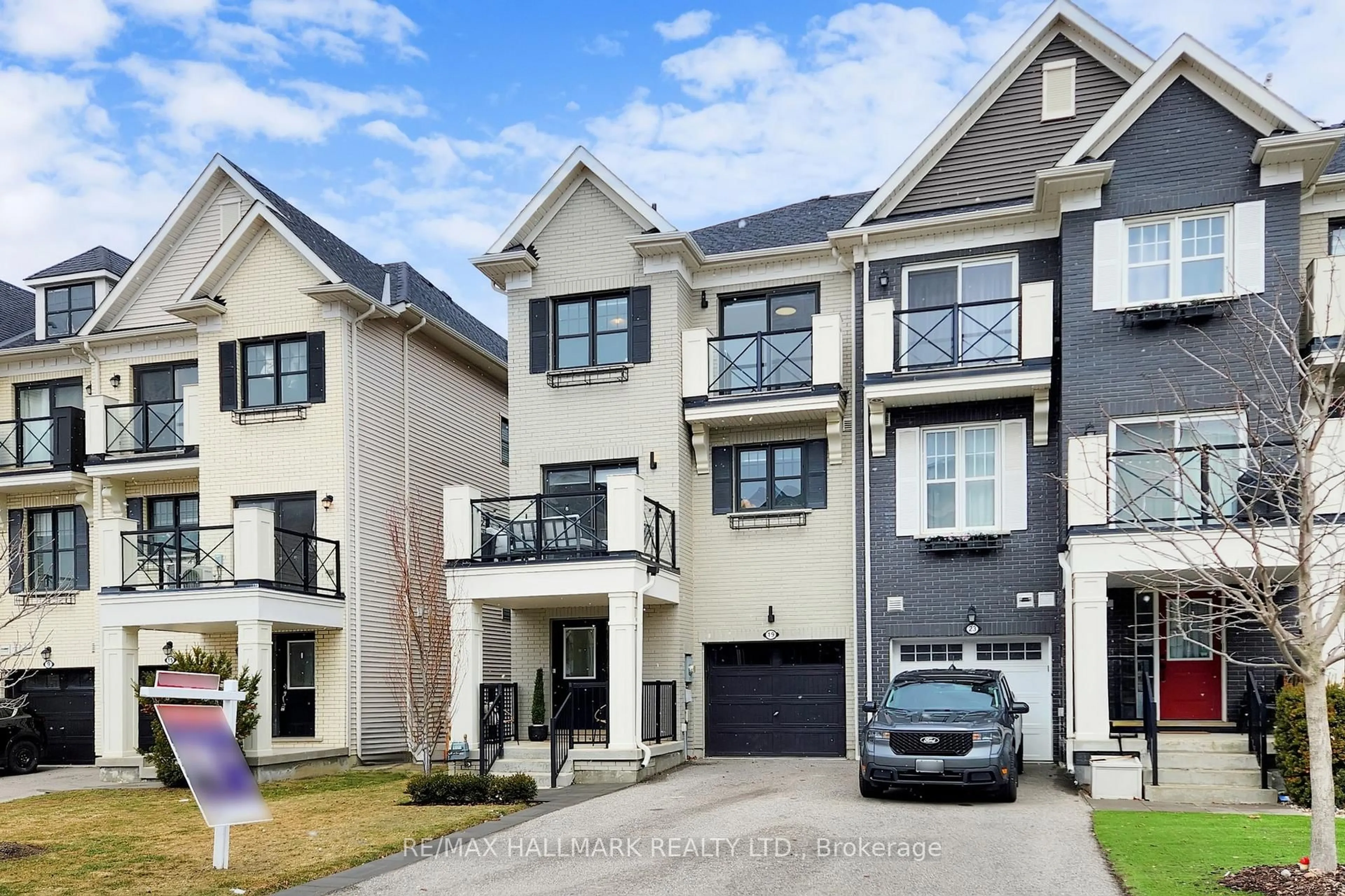 Unknown for 19 Wimshaw Lane, Whitchurch-Stouffville Ontario L4A 1Y5