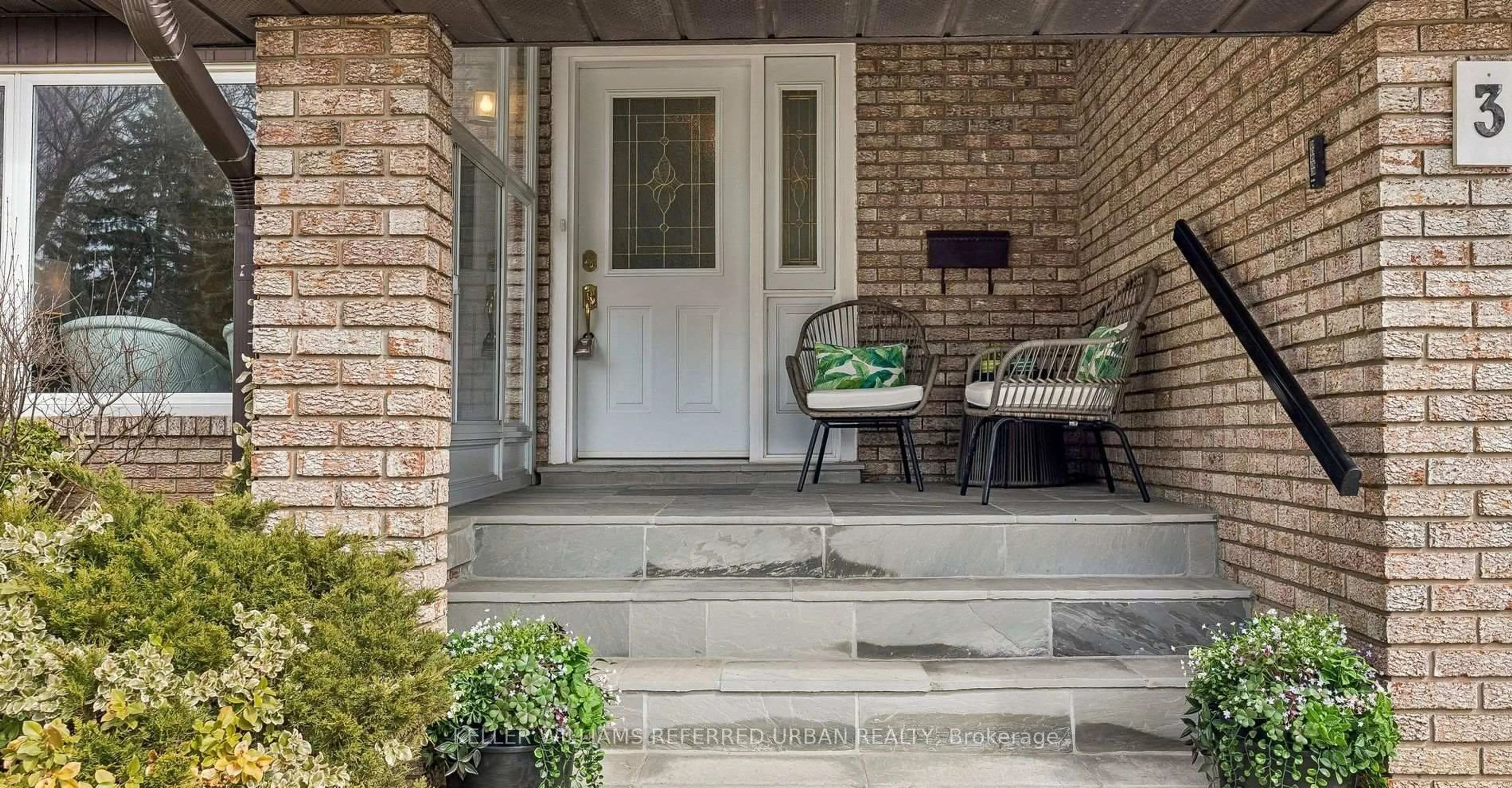 Indoor entryway for 3 Shaindell St, Markham Ontario L3T 3X5