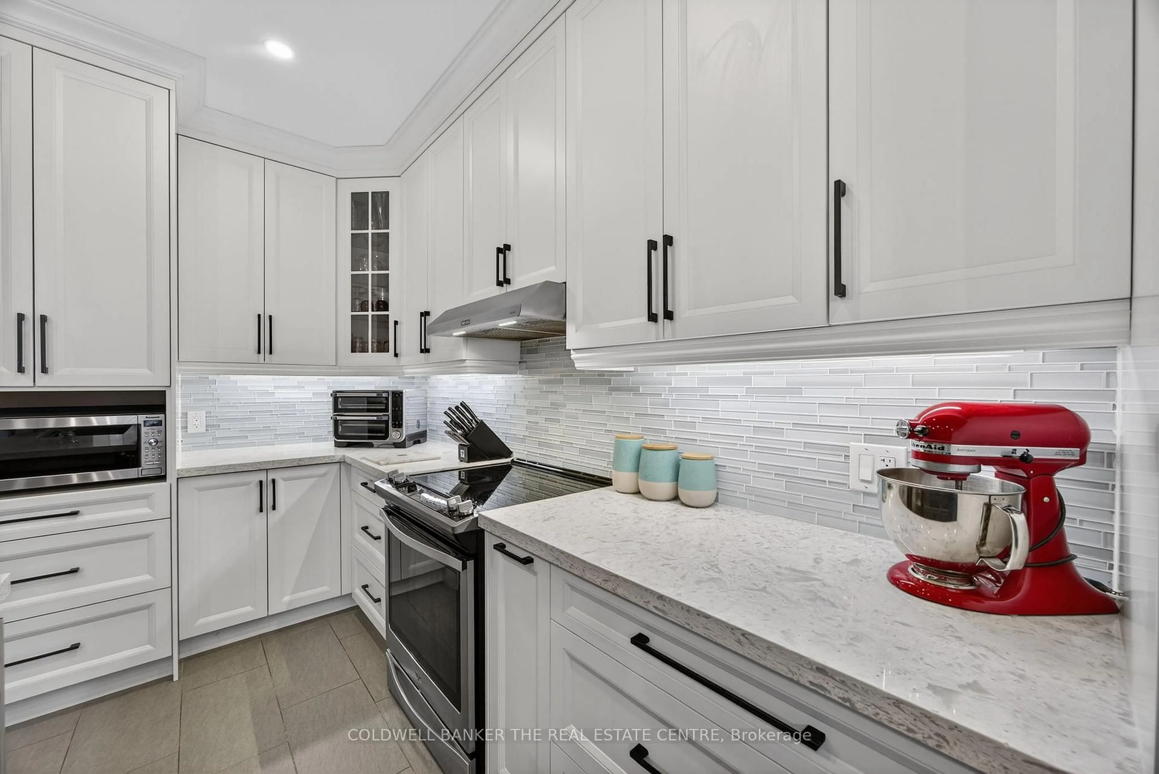 Unknown for 33 Booth St, Bradford West Gwillimbury Ontario L3Z 0A4