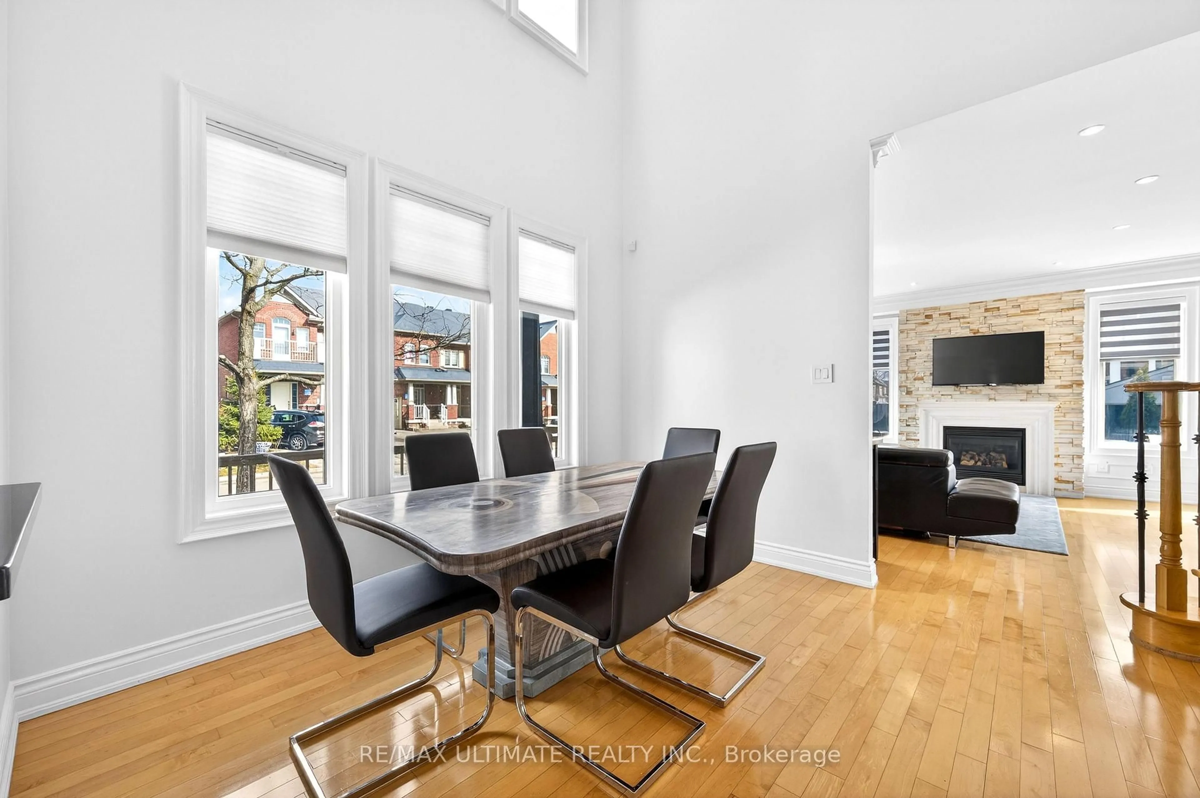 Dining room, unknown for 43 Pitney Ave, Richmond Hill Ontario L4E 4Y5