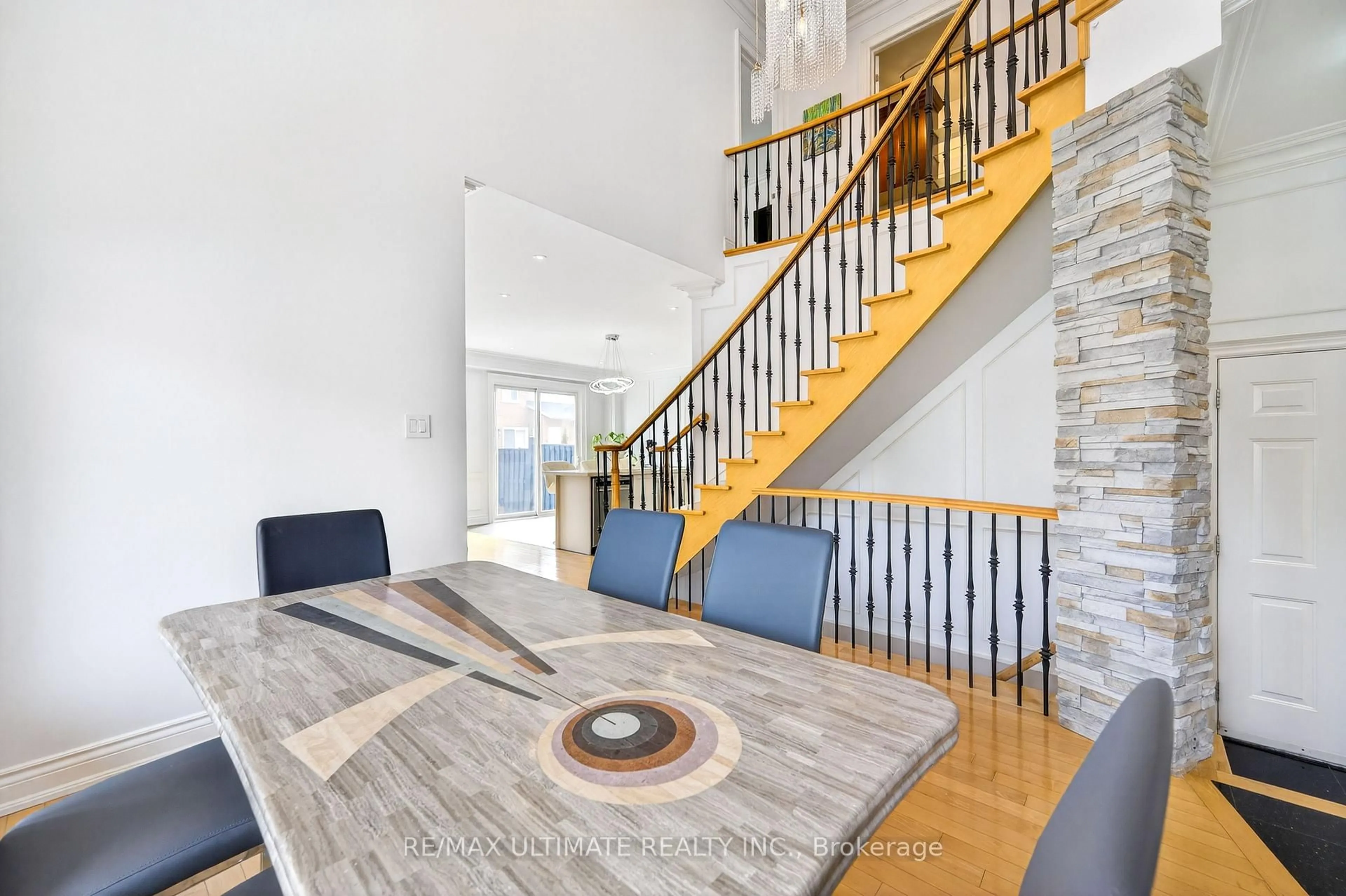 Unknown for 43 Pitney Ave, Richmond Hill Ontario L4E 4Y5