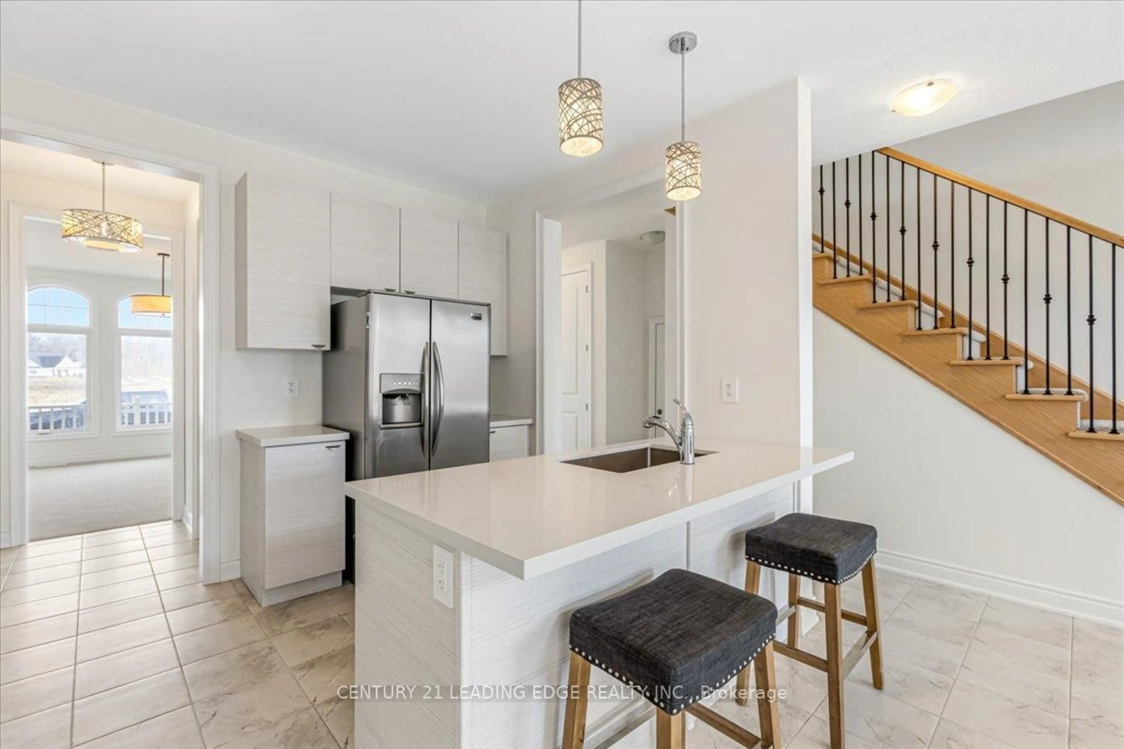 Open concept kitchen, ceramic/tile floor for 38 PALMIRA Dr, Georgina Ontario L0E 1R0