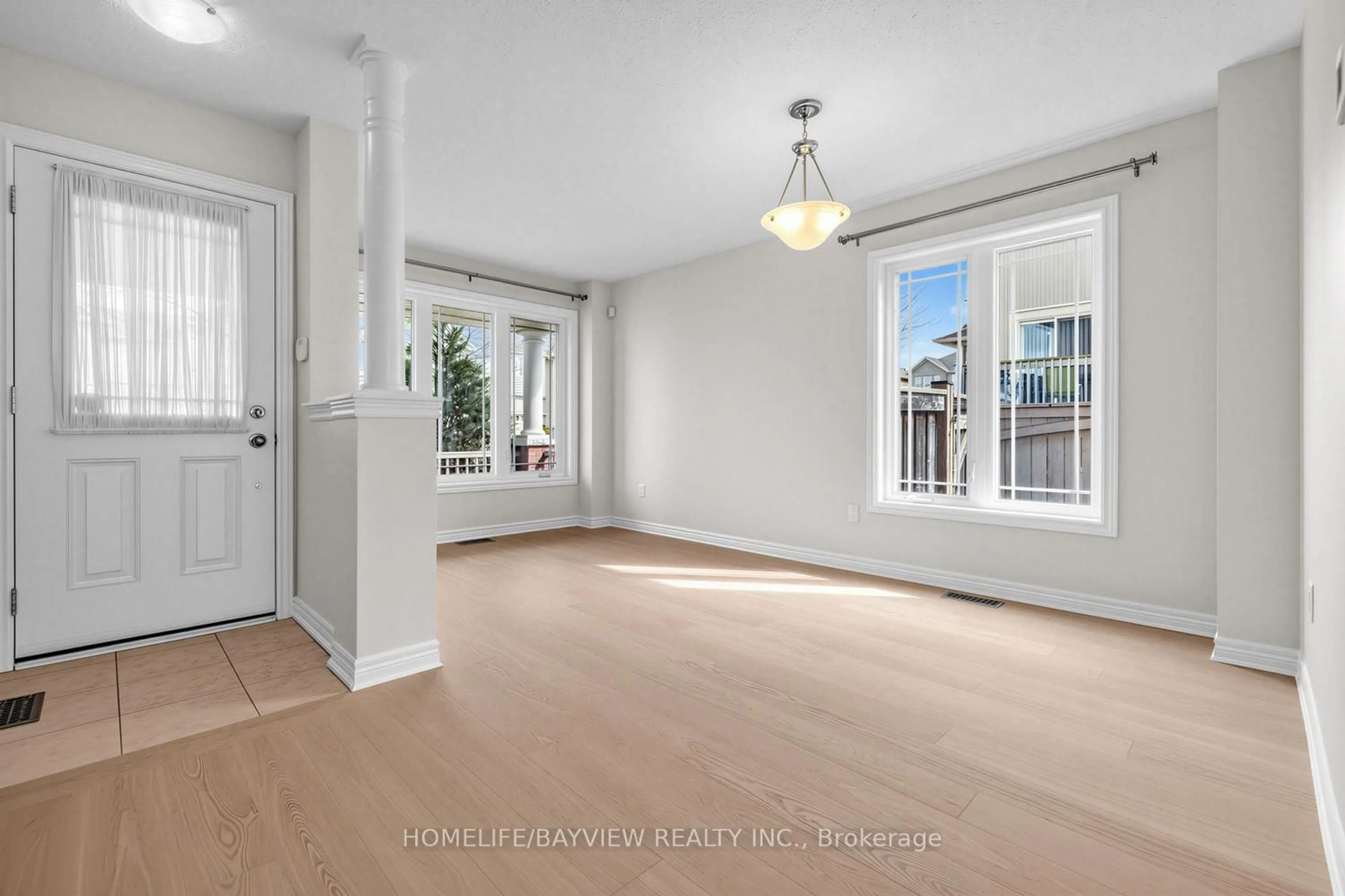 A pic of a room for 12 Winisk St, Richmond Hill Ontario L4E 0M6