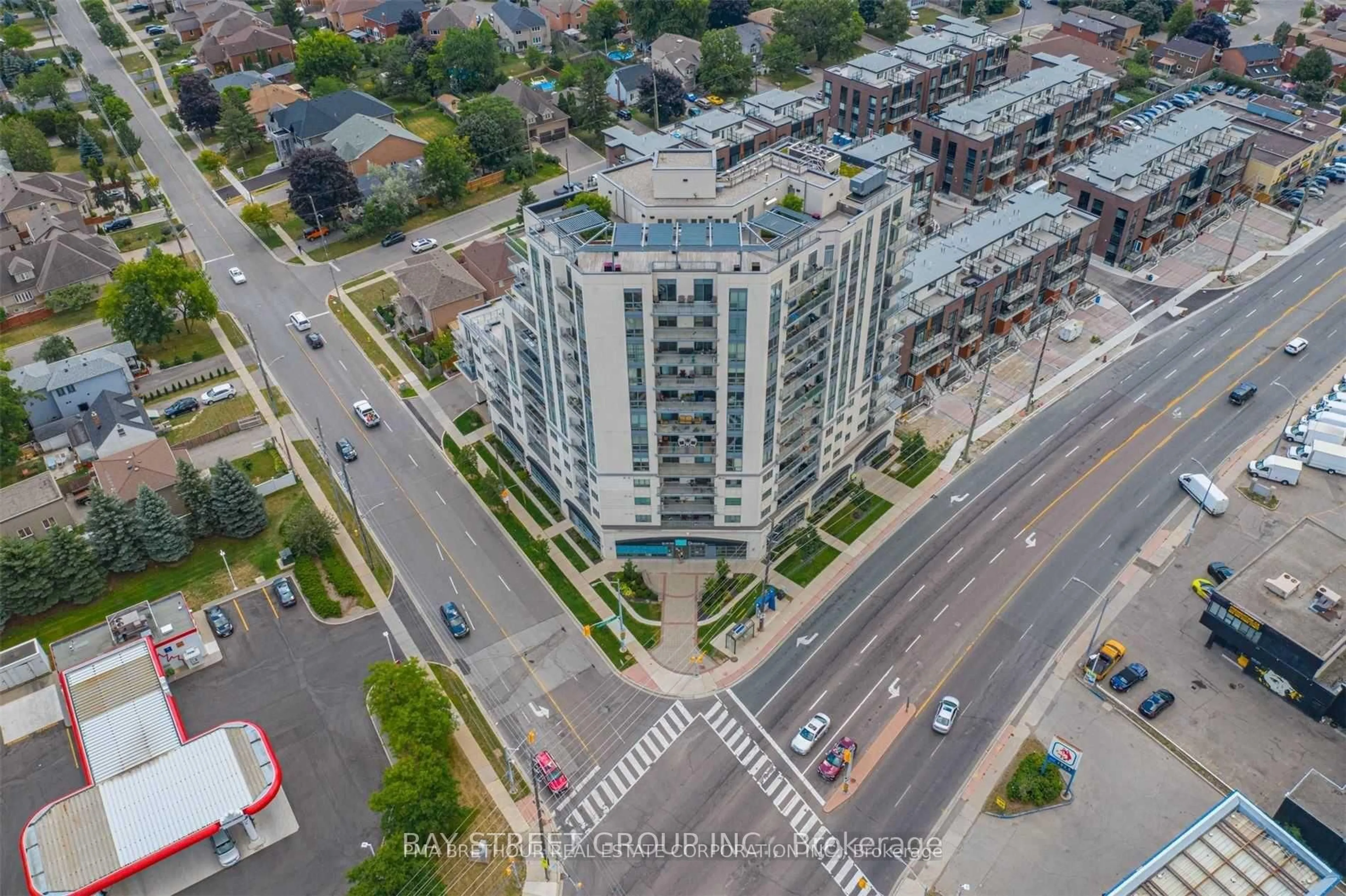 A pic from outside/outdoor area/front of a property/back of a property/a pic from drone, city buildings view from balcony for 7730 Kipling Ave #902, Vaughan Ontario L4L 1Y9