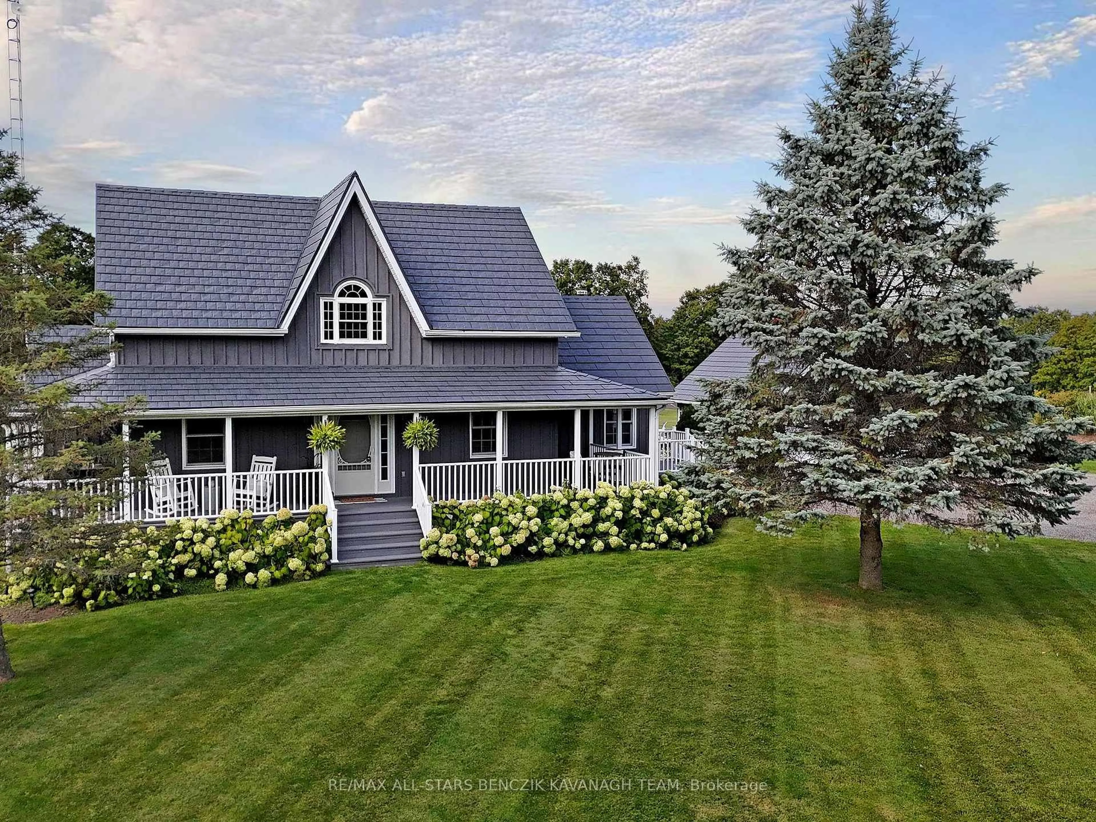 A pic from outside/outdoor area/front of a property/back of a property/a pic from drone, mountain view for 736 Regional Road 13, Uxbridge Ontario L9P 1R2