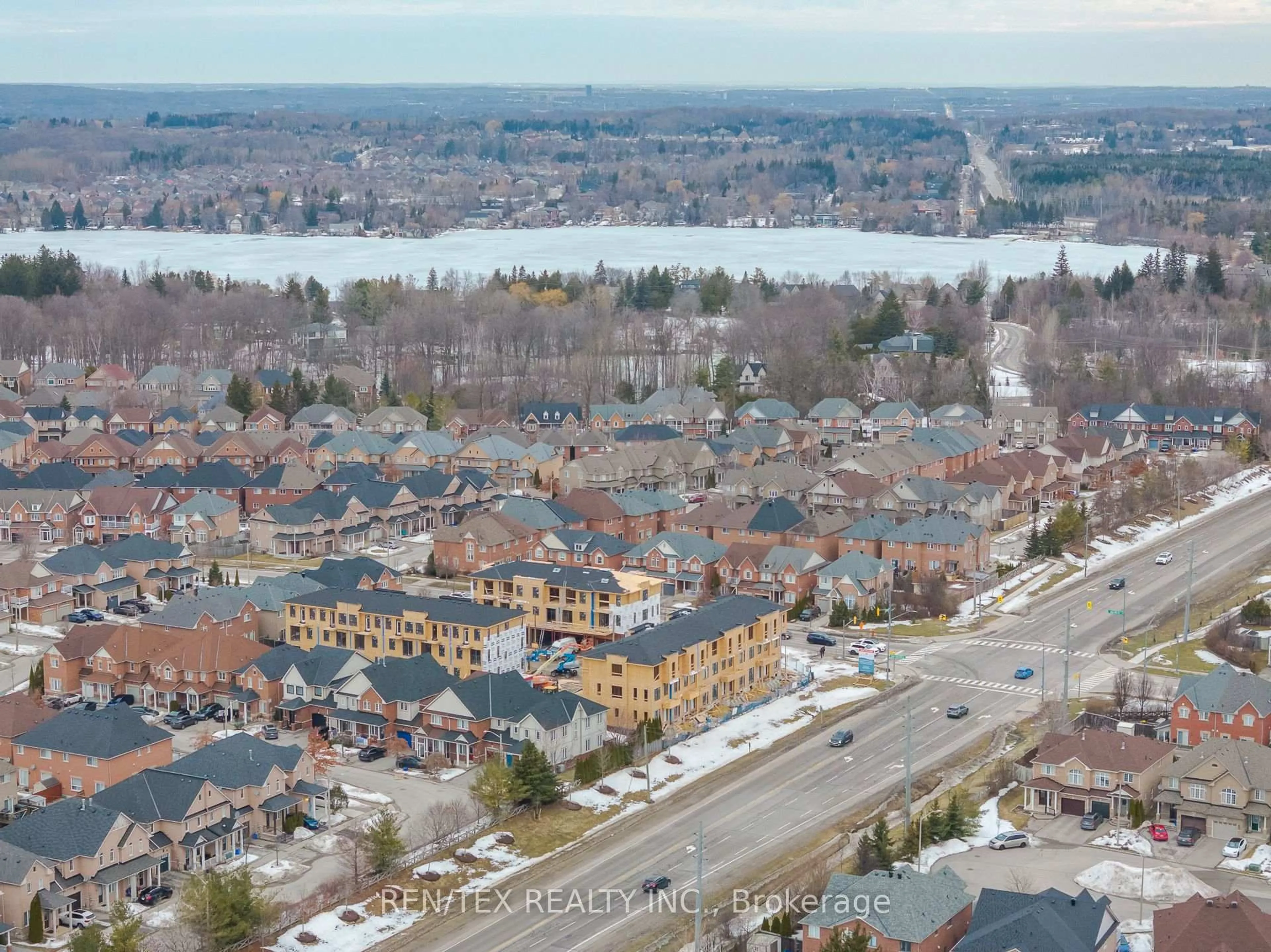 A pic from outside/outdoor area/front of a property/back of a property/a pic from drone, water/lake/river/ocean view for 10 Baldwin Ransom Lane, Richmond Hill Ontario L4E 5A3