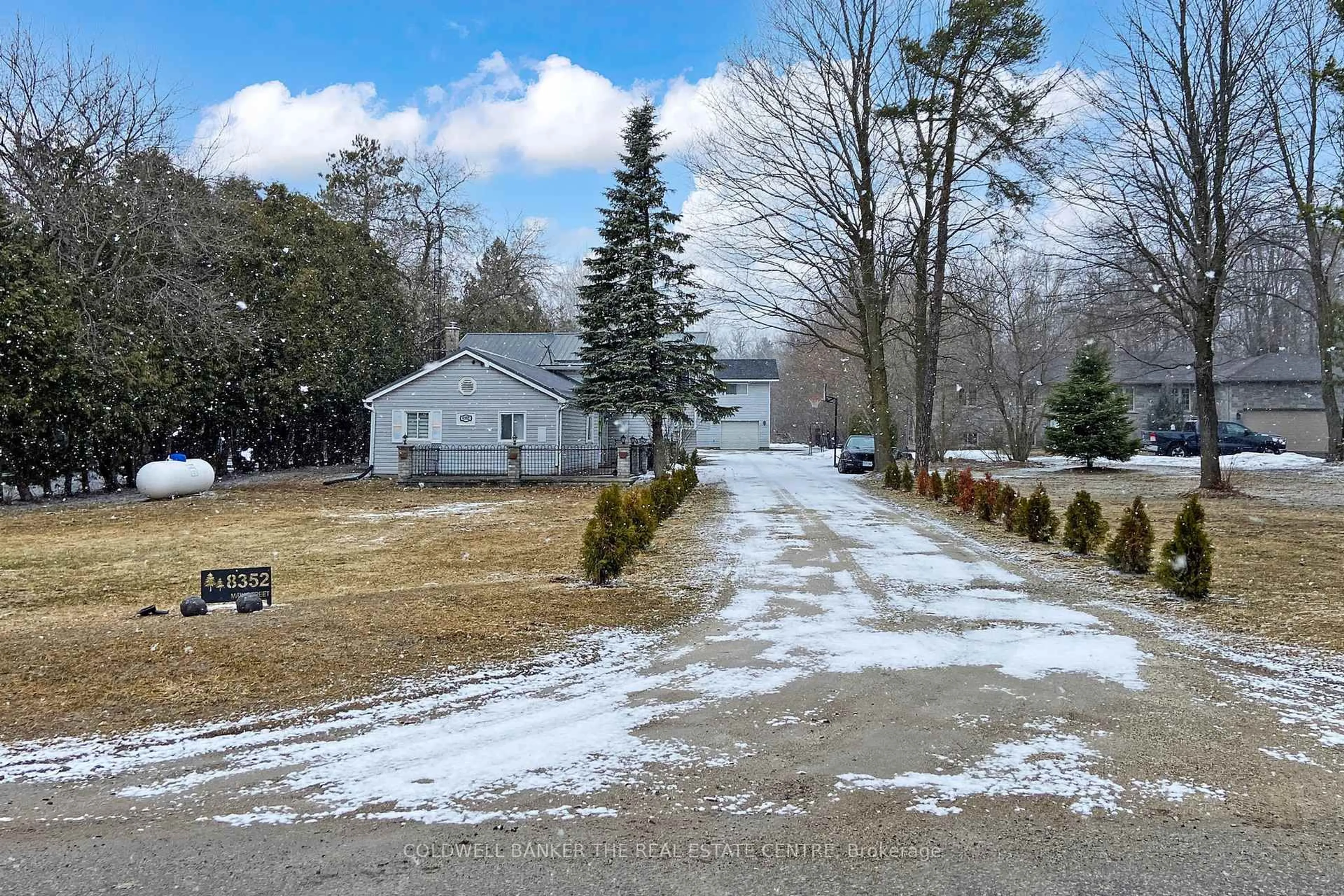 A pic from outside/outdoor area/front of a property/back of a property/a pic from drone, unknown for 8352 Main St, Adjala-Tosorontio Ontario L0M 1M0