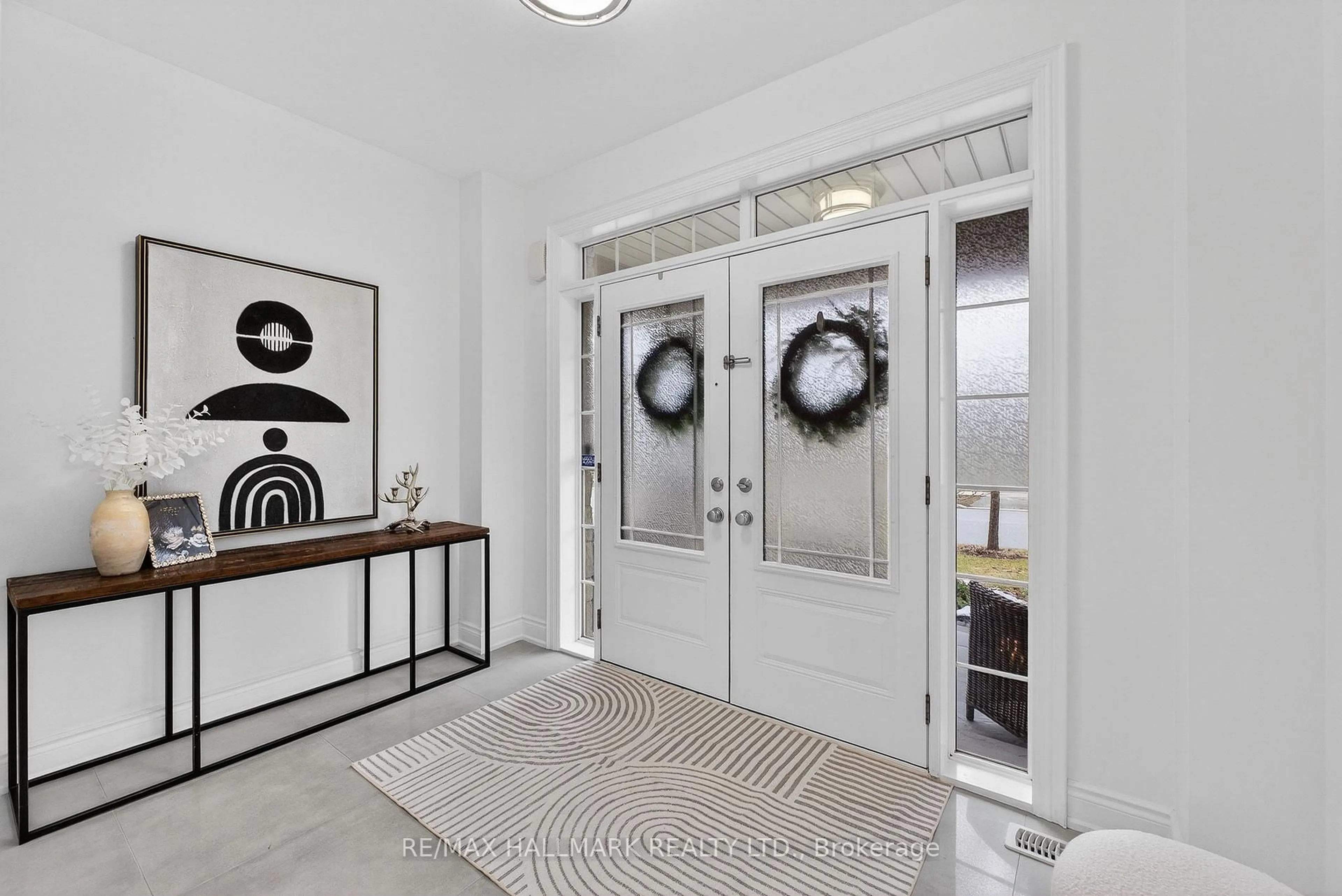 Indoor entryway for 23 Wardlaw Pl, Vaughan Ontario L4H 0Z5