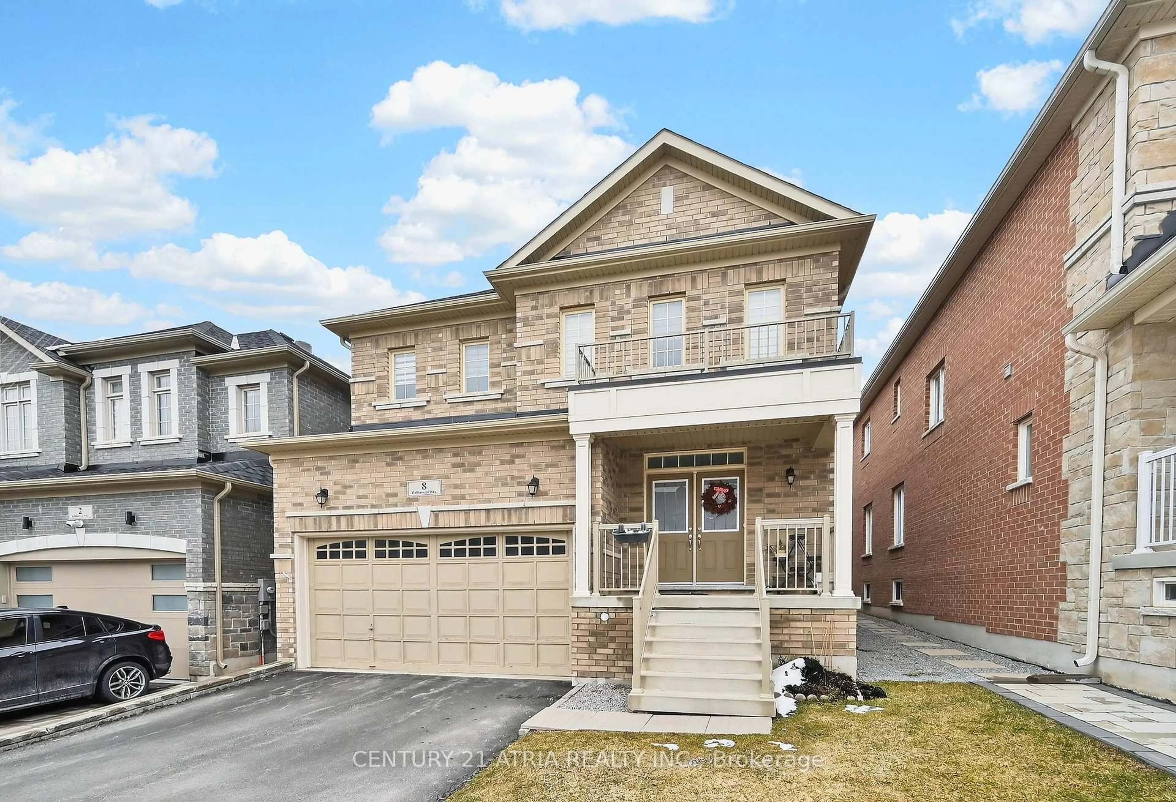 Home with brick exterior material, street for 8 Fallharvest Way, Whitchurch-Stouffville Ontario L4A 4V8