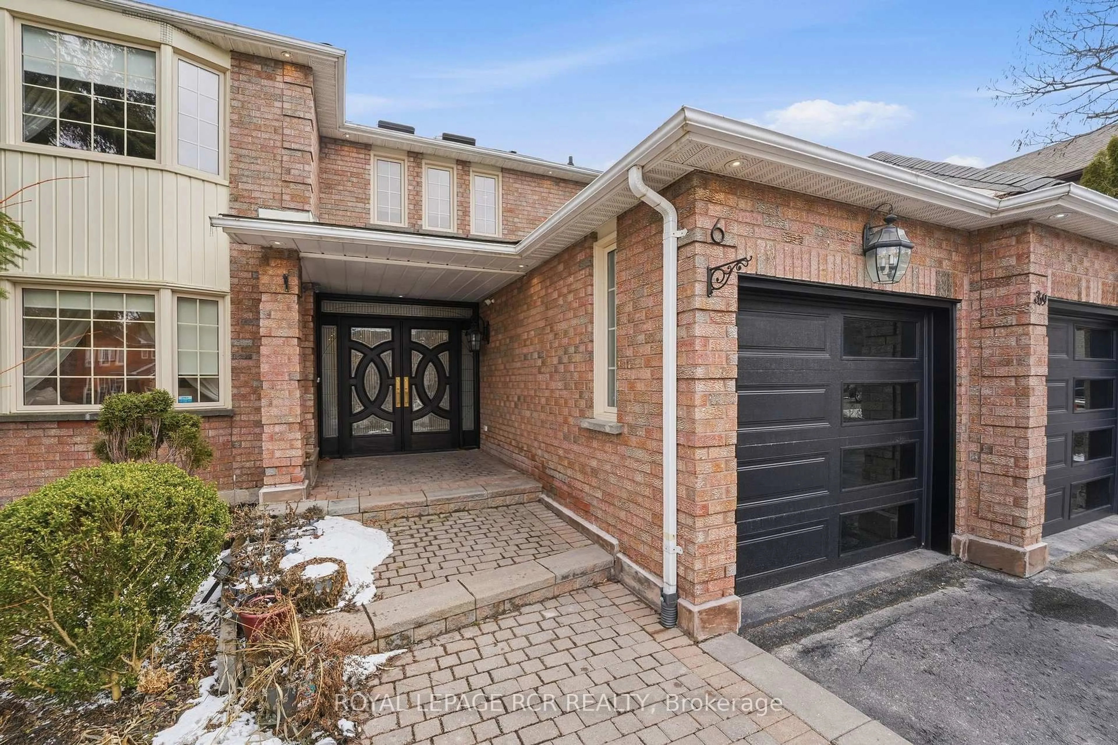 Home with brick exterior material, street for 369 Kennedy St, Aurora Ontario L4G 5M5