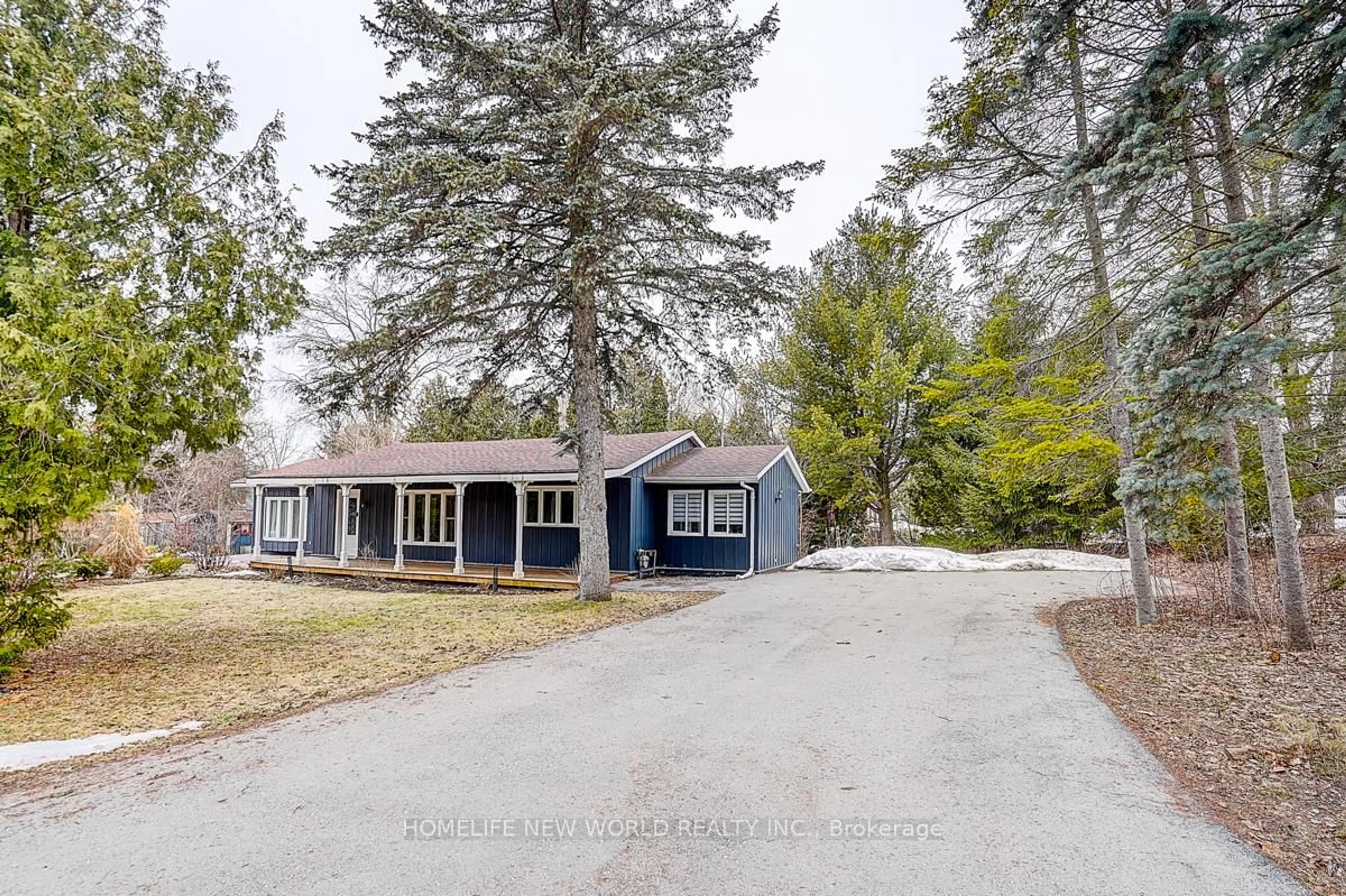 A pic from outside/outdoor area/front of a property/back of a property/a pic from drone, street for 20 John St, King Ontario L7B 1J6