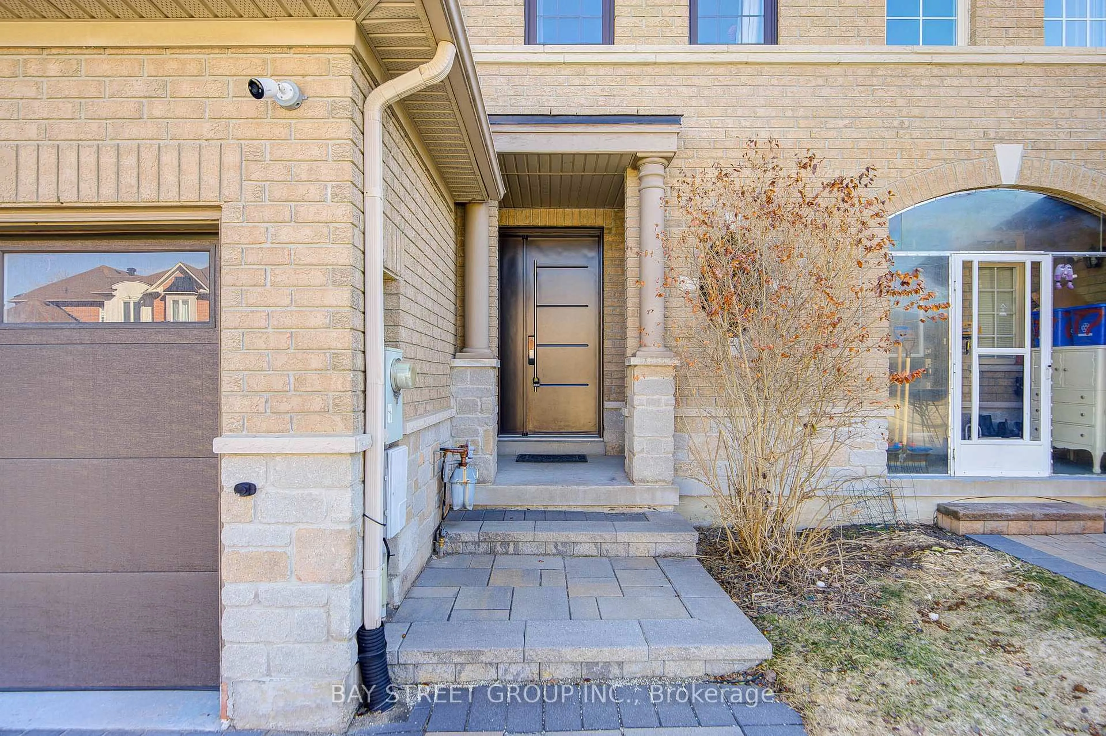 Home with brick exterior material, street for 79 Loire Valley Ave, Vaughan Ontario L4J 8V8