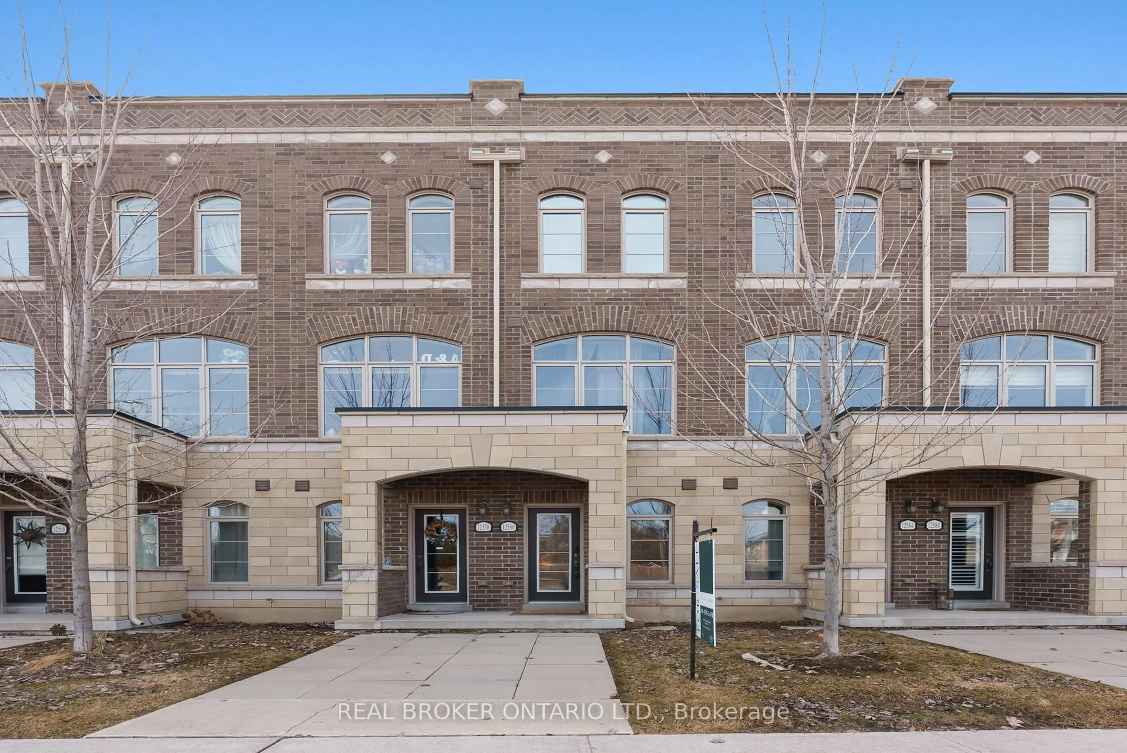 Home with brick exterior material, building for 12580 Ninth Line, Whitchurch-Stouffville Ontario L4A 1X1