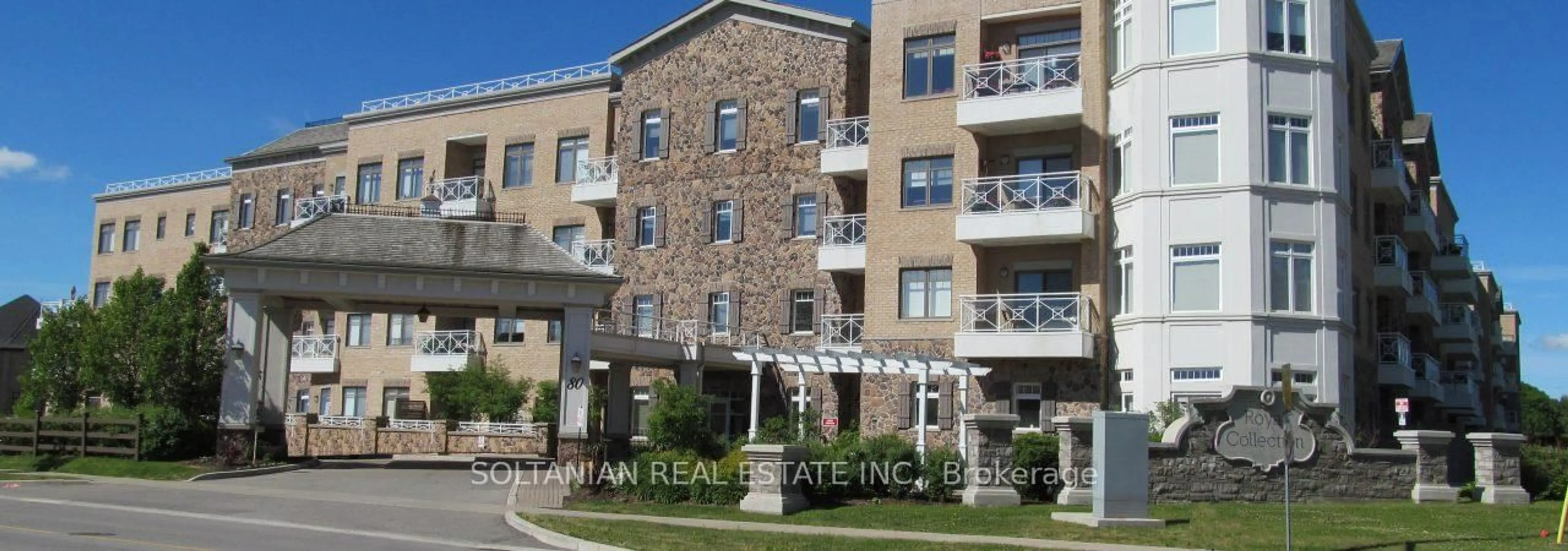 Patio, unknown for 80 Burns Blvd #425, King Ontario L7B 0B3