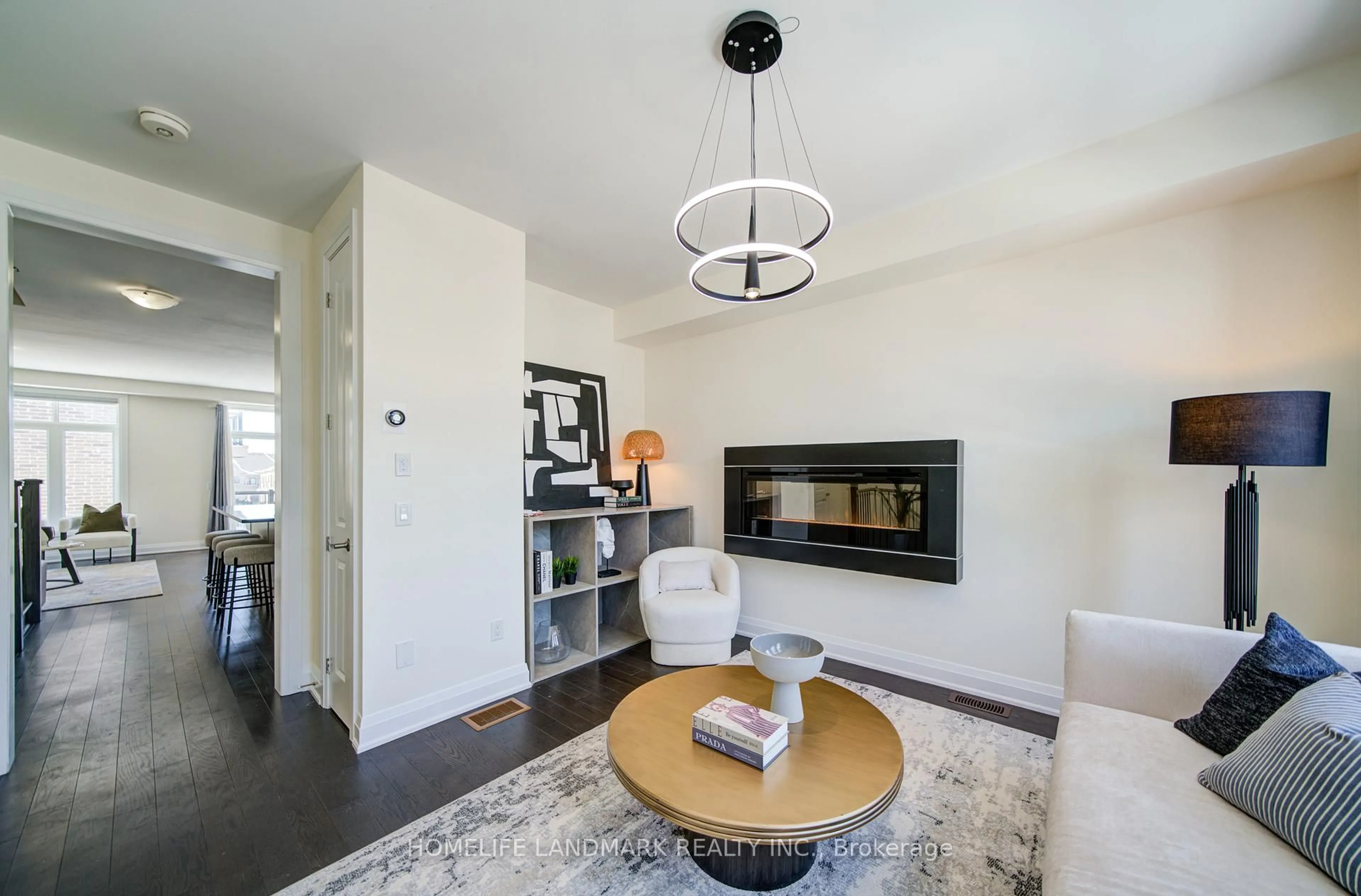 Living room with furniture, unknown for 17 Duncombe Lane, Richmond Hill Ontario L4C 1C2