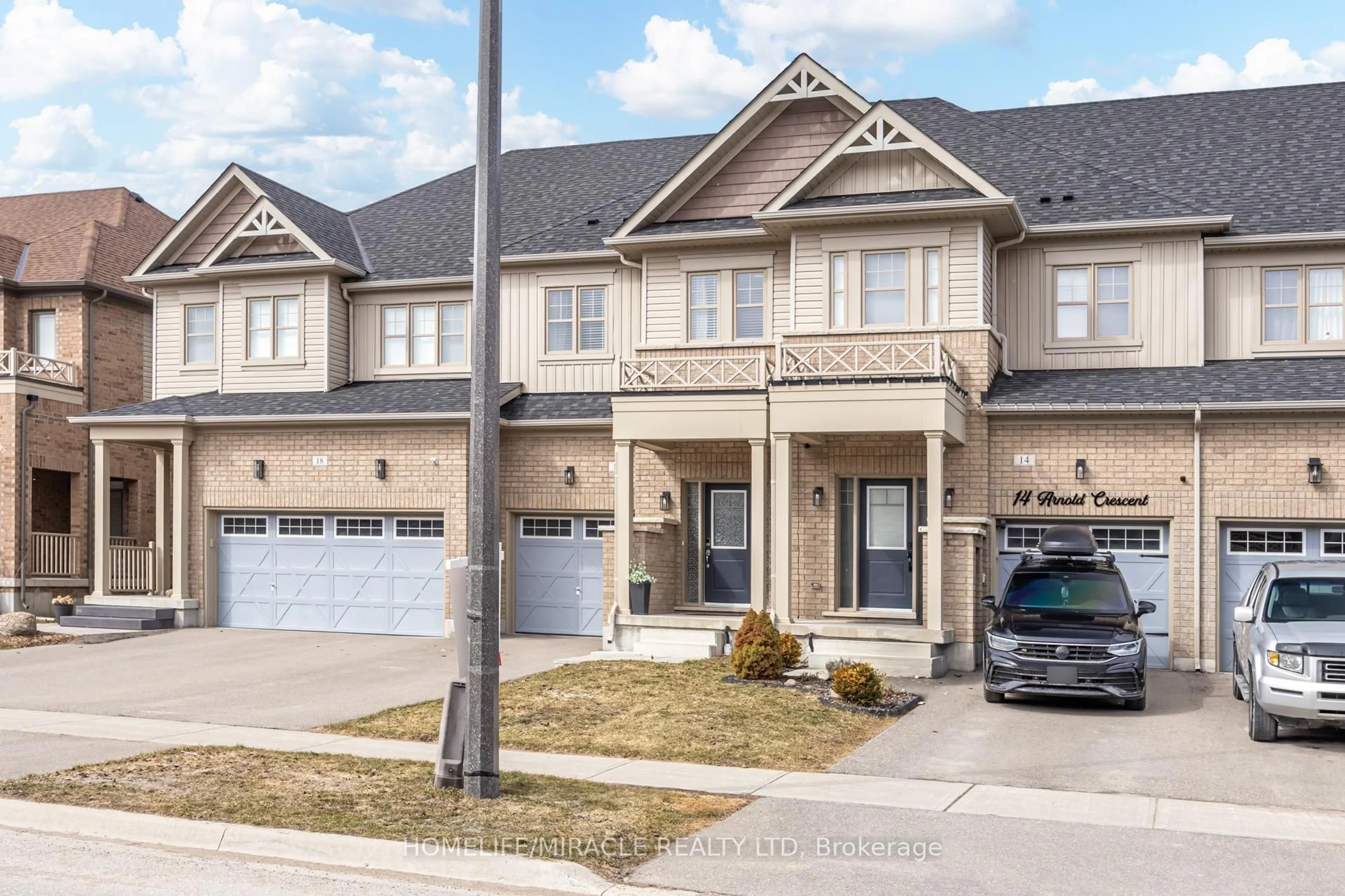 Home with brick exterior material, street for 16 Arnold Cres, New Tecumseth Ontario L6R 0T6