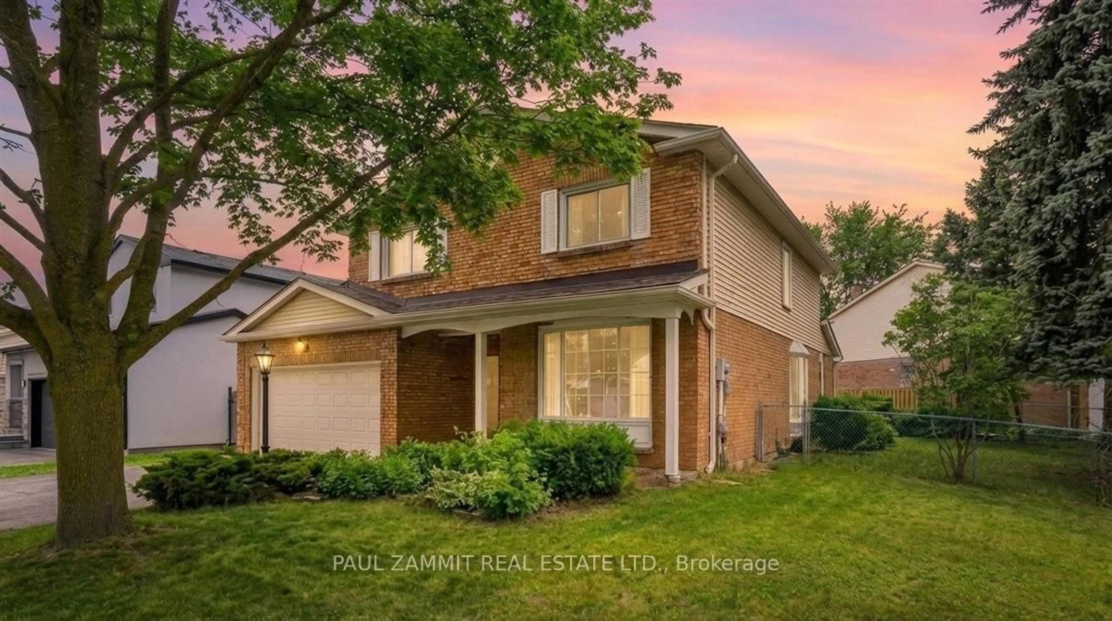 Home with brick exterior material, street for 153 Willowbrook Rd, Markham Ontario L3T 5P4