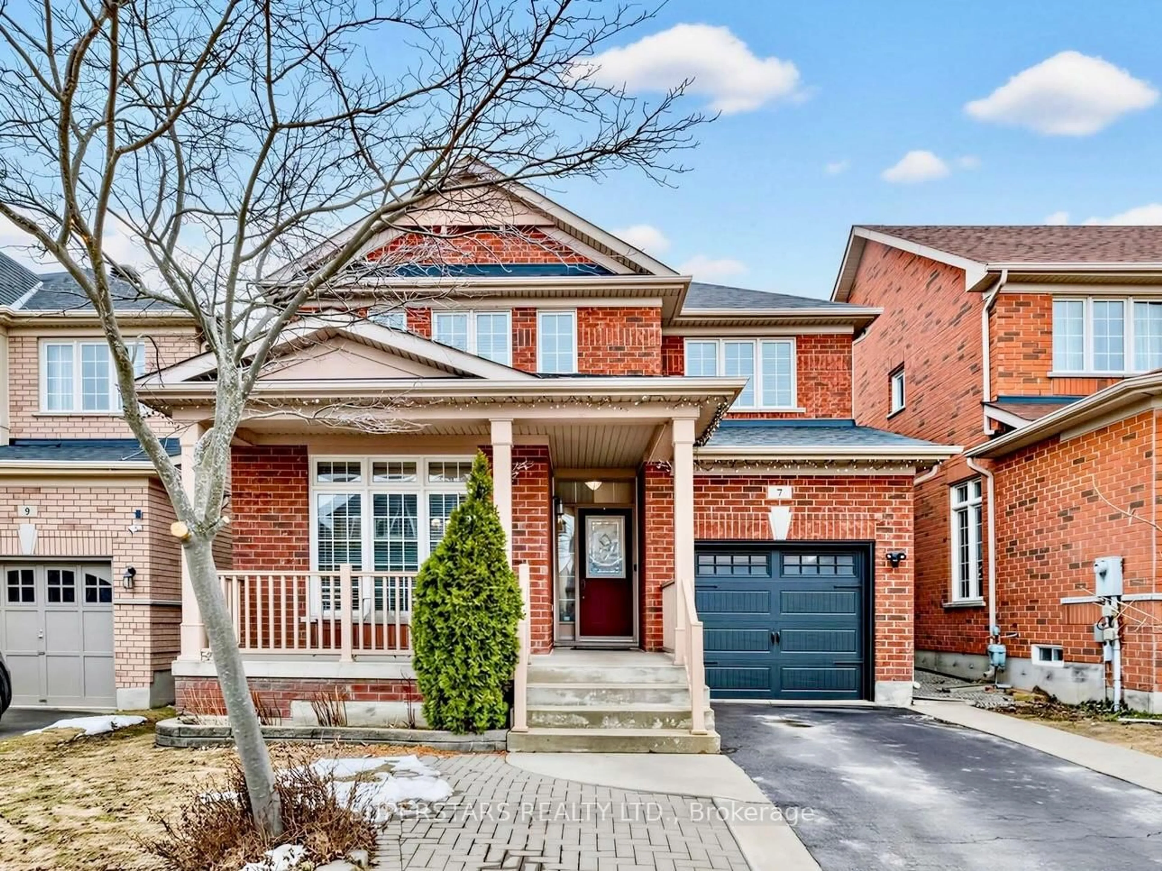 Home with brick exterior material, street for 7 Wilcliff Crt, Markham Ontario L6E 2E5