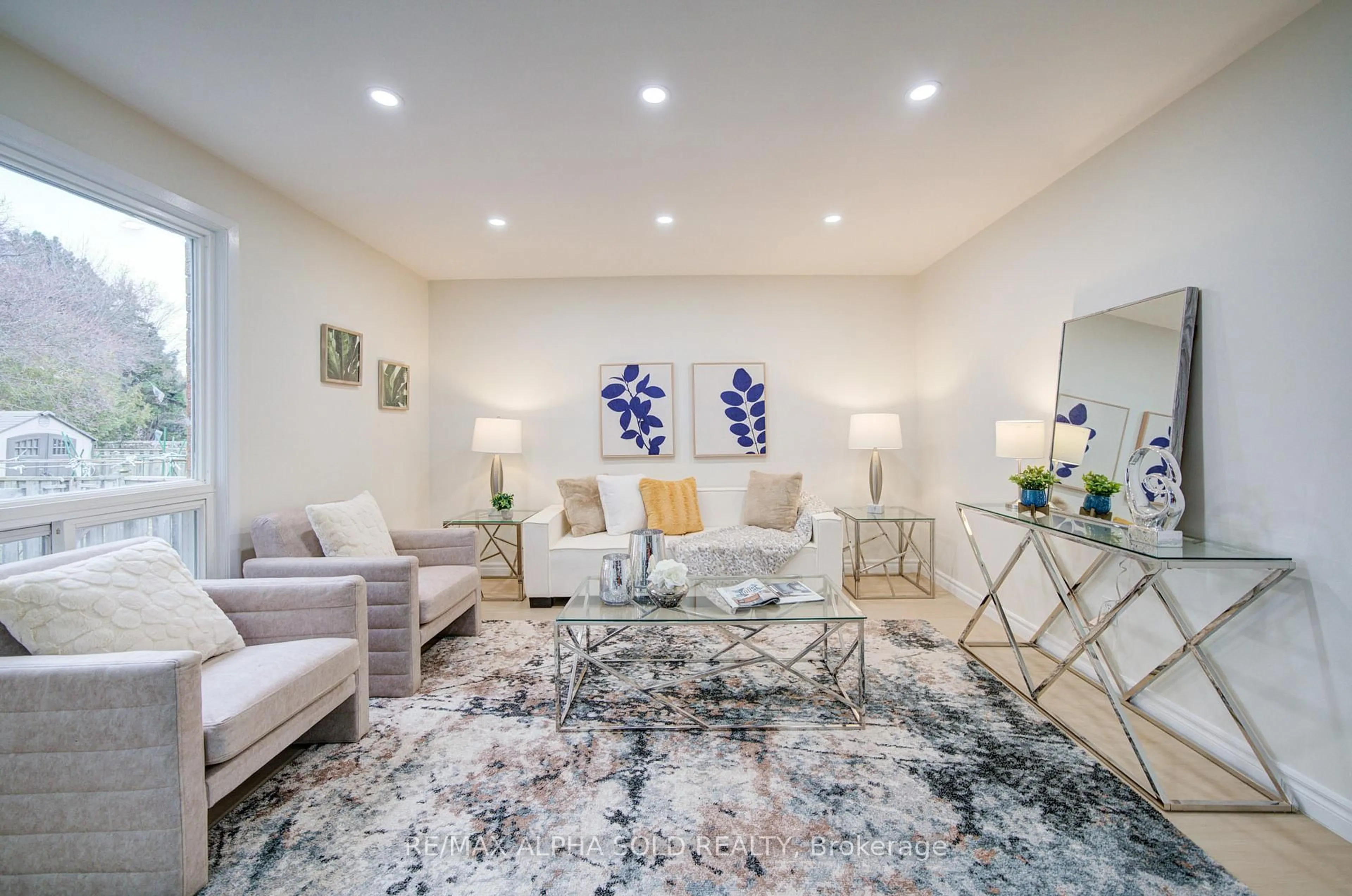 Living room with furniture, unknown for 23 Tangmere Cres, Markham Ontario L3R 6Z1