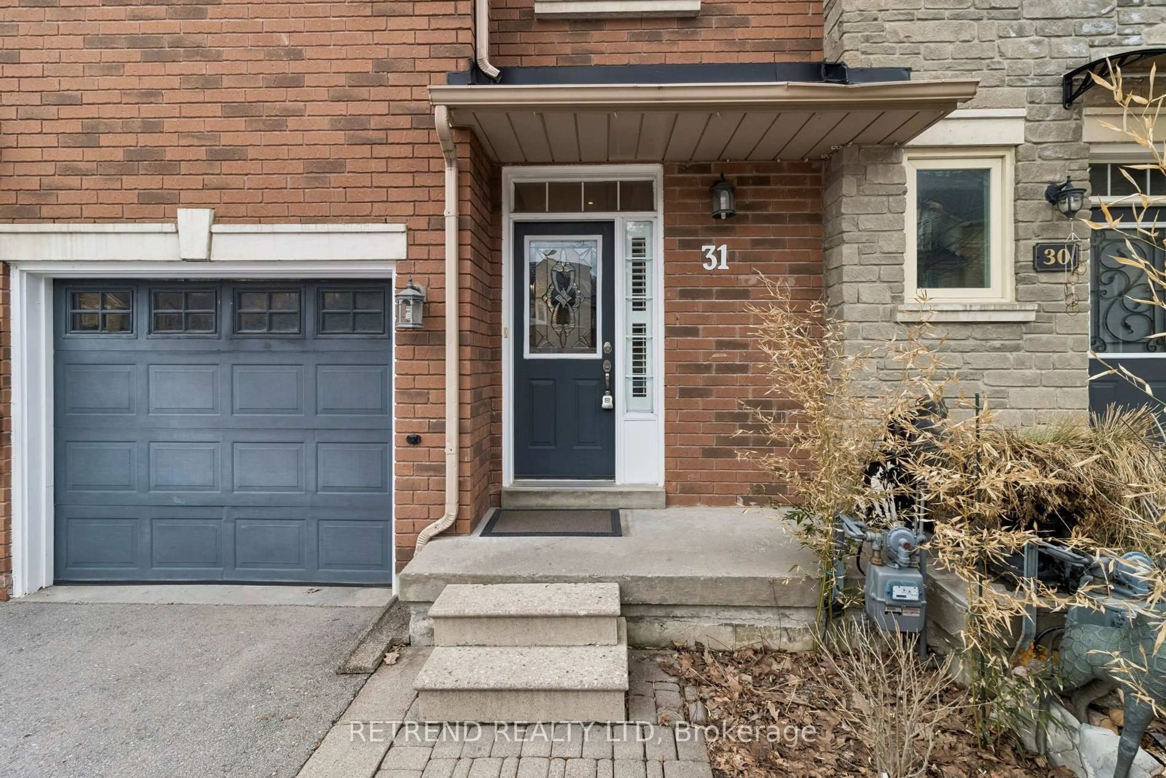 Home with brick exterior material, street for 180 Blue Willow Dr #31, Vaughan Ontario L4L 9C9