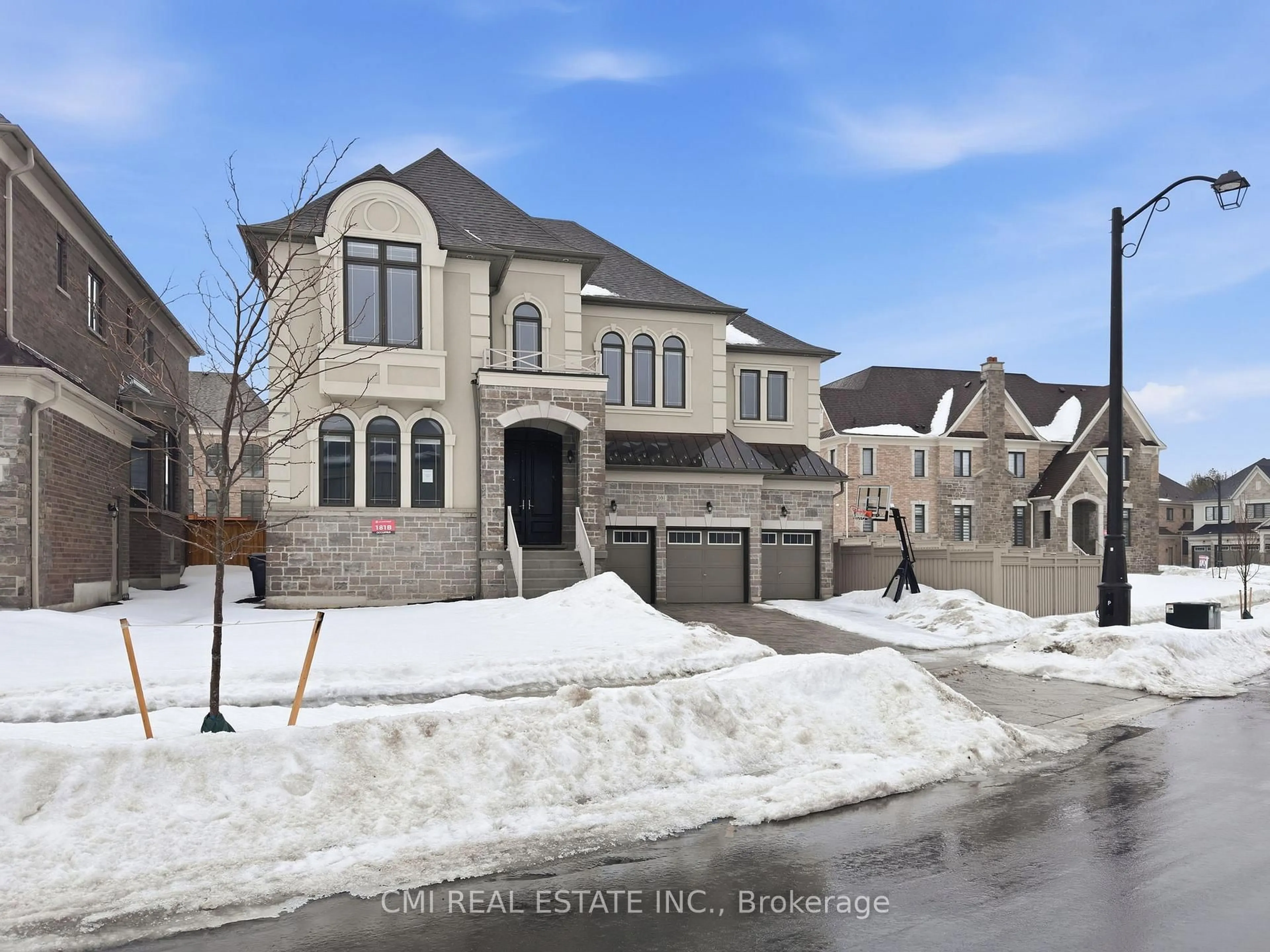 Home with brick exterior material, street for 101 Appleyard Ave, Vaughan Ontario L4H 4N3