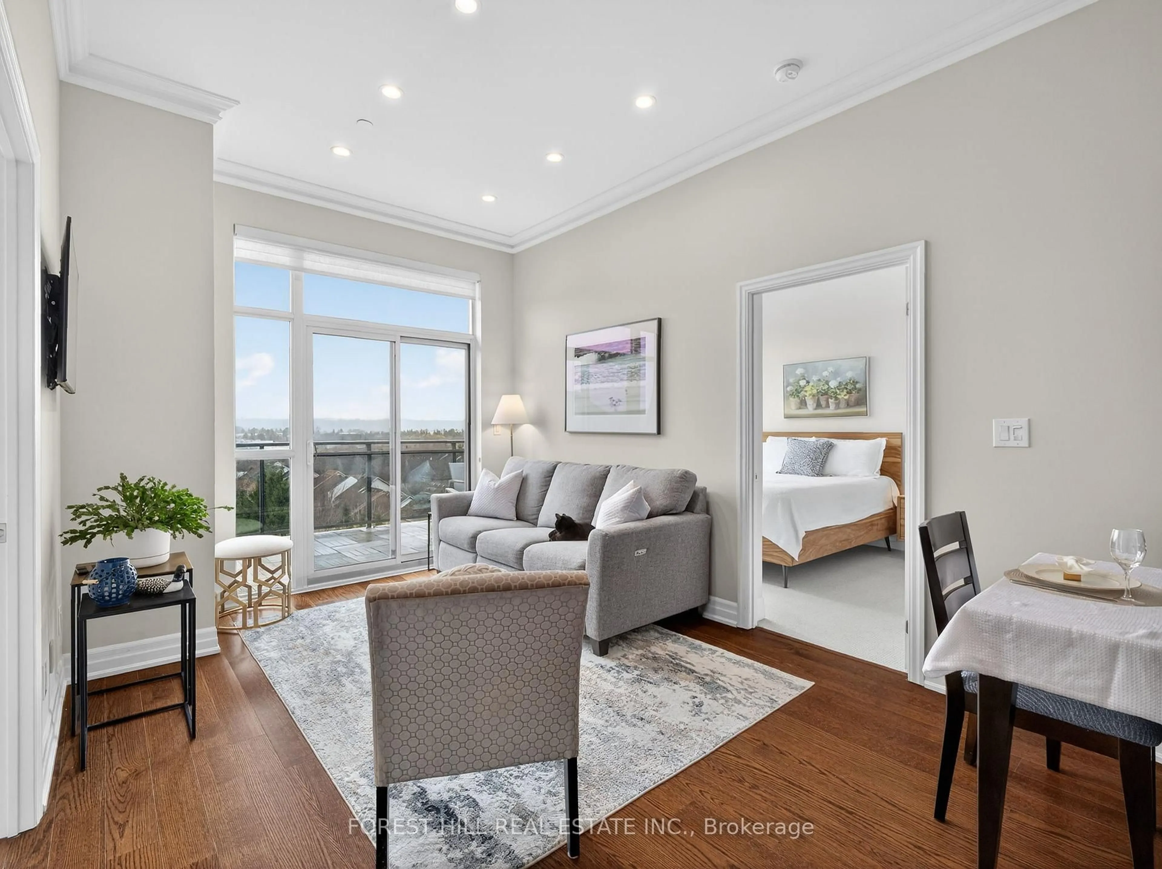 Living room with furniture, unknown for 111 Civic Square Gate #609, Aurora Ontario L4G 0S6