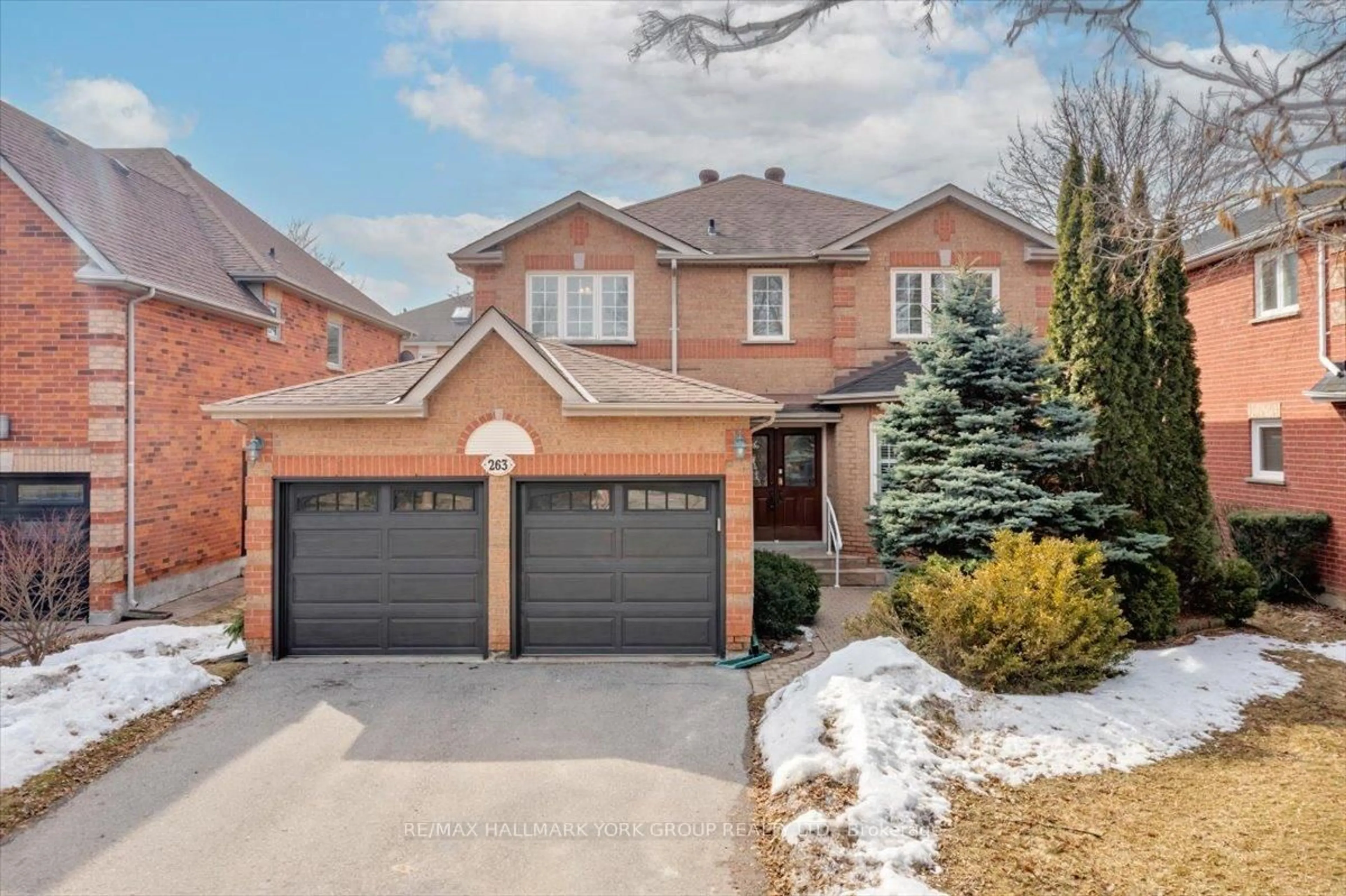 Home with brick exterior material, street for 263 McClellan Way, Aurora Ontario L4G 6N9